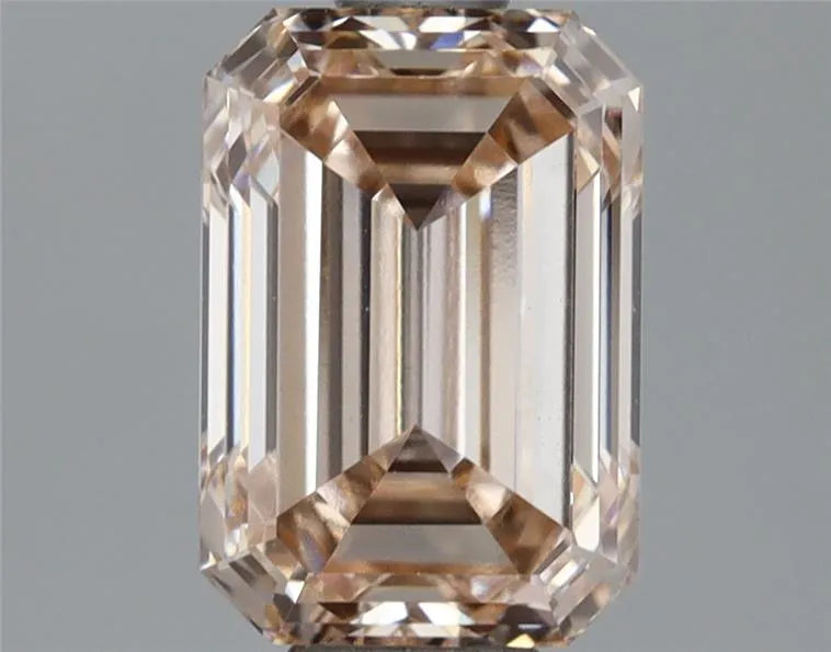 1.50ct Emerald Lab Grown Diamond (Colour Fancy Light Pink, Clarity VS1, IGI Certified)