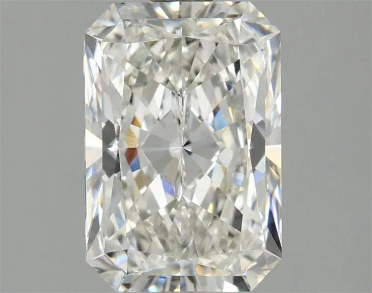 2.02ct Radiant Lab Grown Diamond (Colour F, Clarity VVS2, IGI Certified)