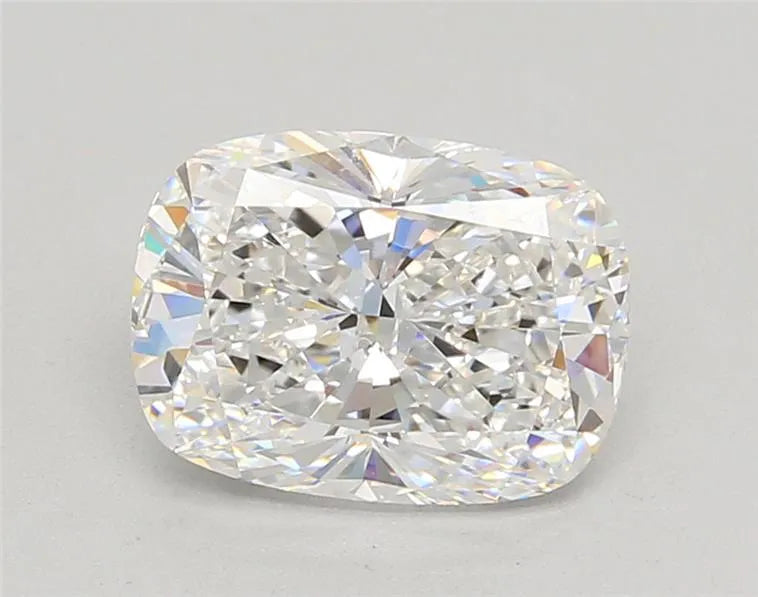 2.53ct Cushion modified Lab Grown Diamond (Colour E, Clarity VVS2, IGI Certified)