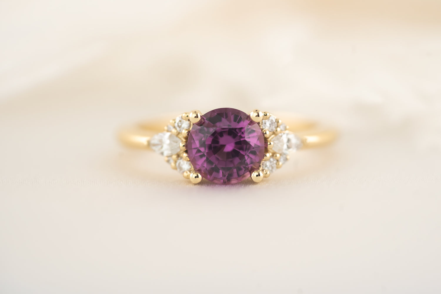 The Aya Ring | 1.64 CT Round Magenta Sapphire - Lavender Creek Gems