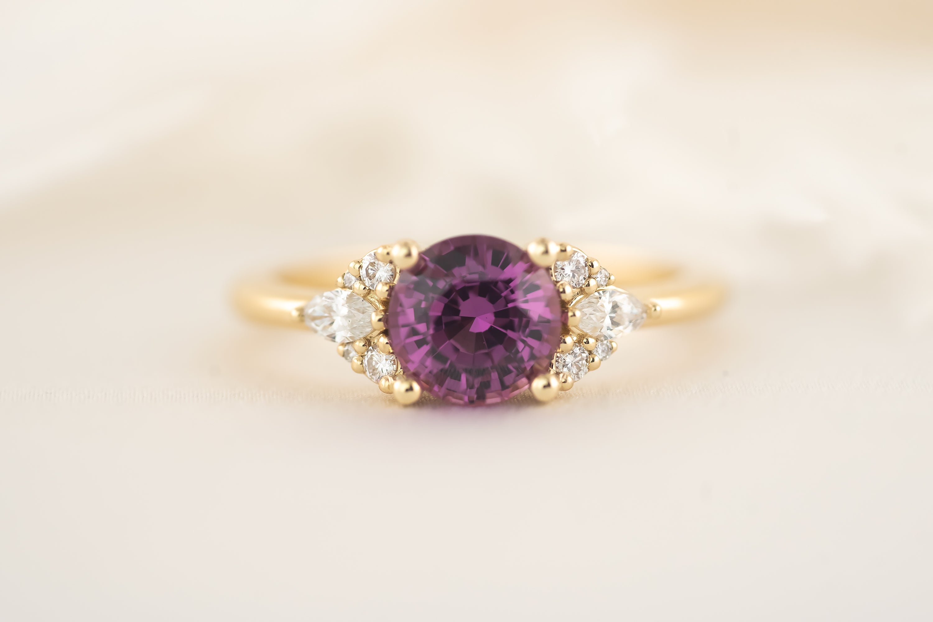 The Aya Ring | 1.64 CT Round Magenta Sapphire - Lavender Creek Gems