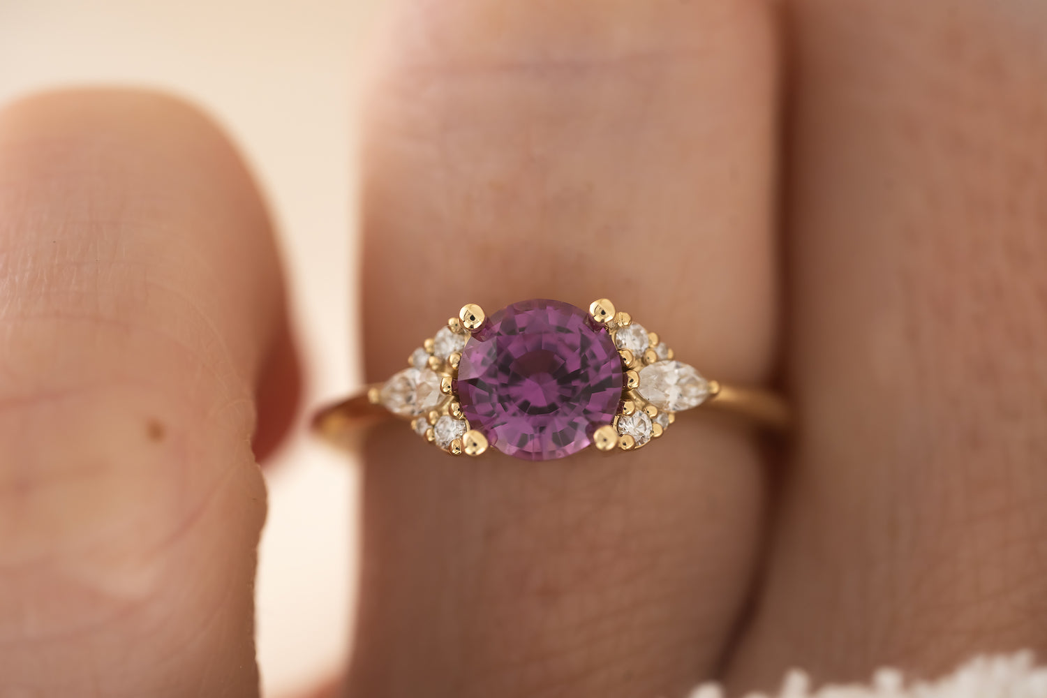 The Aya Ring | 1.64 CT Round Magenta Sapphire - Lavender Creek Gems