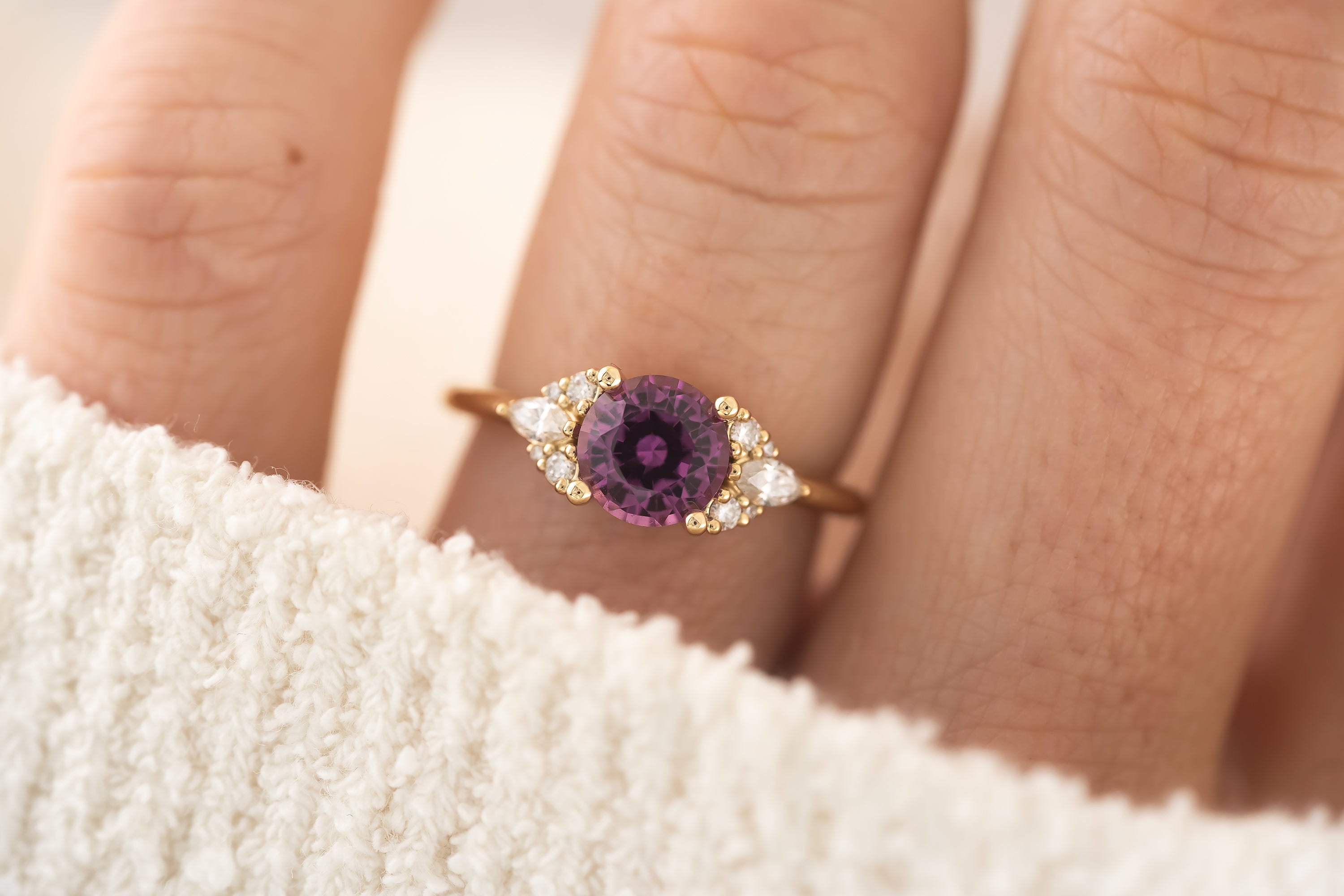 The Aya Ring | 1.64 CT Round Magenta Sapphire - Lavender Creek Gems