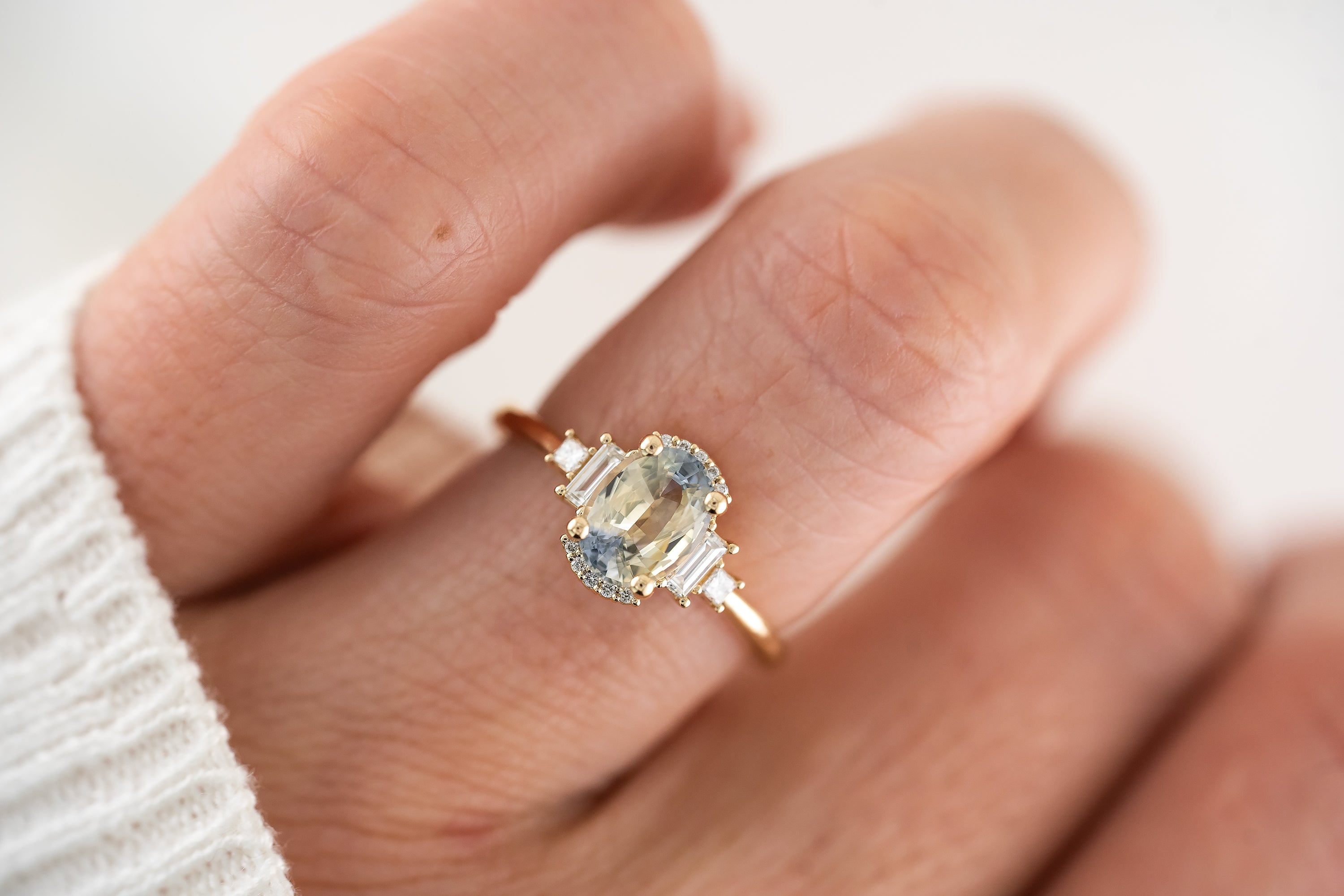 The Sura Ring |1.45 CT Oval Bicolor Sapphire - Lavender Creek Gems