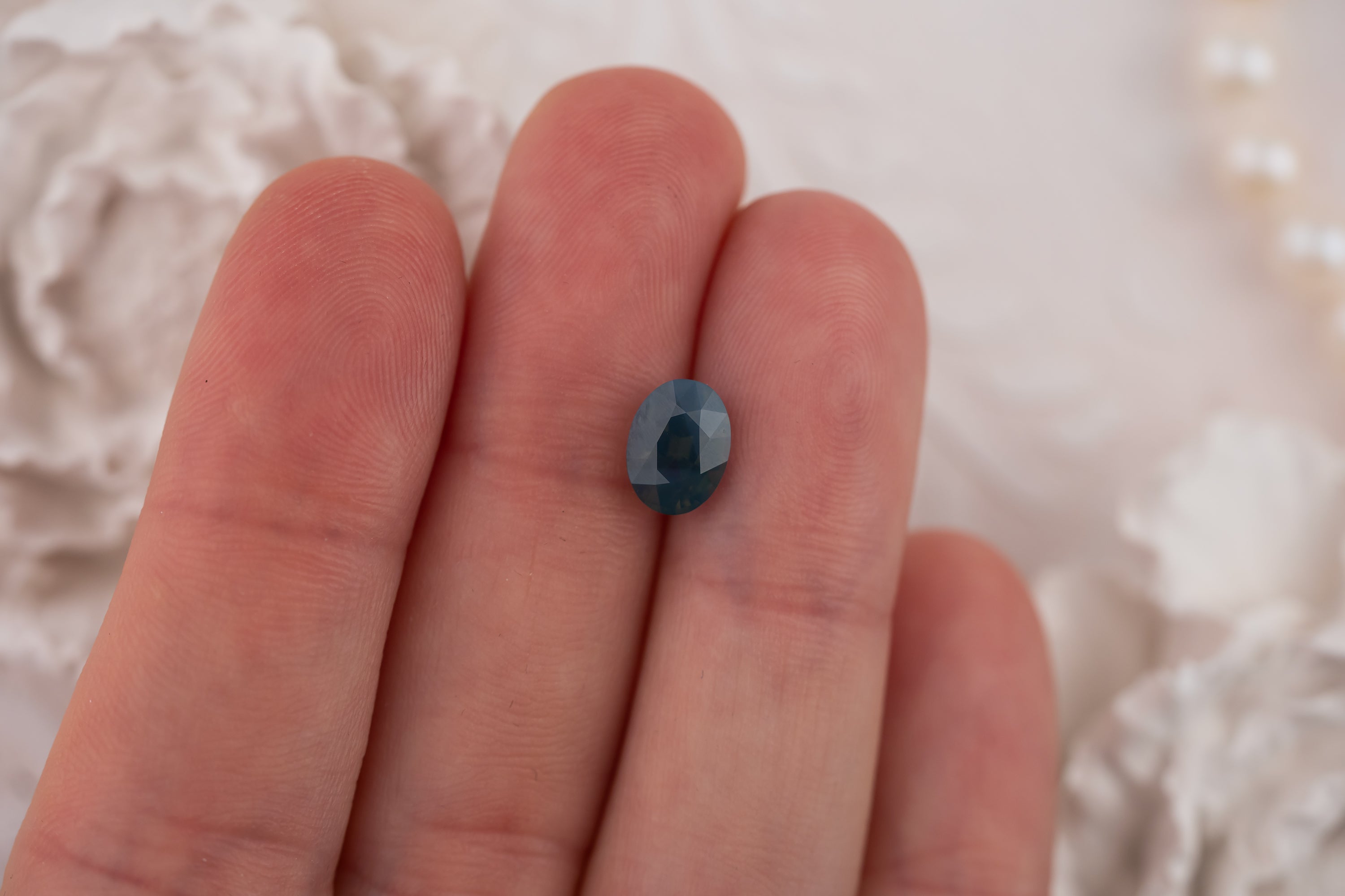 2.04 CT Oval Opalescent Teal Sapphire