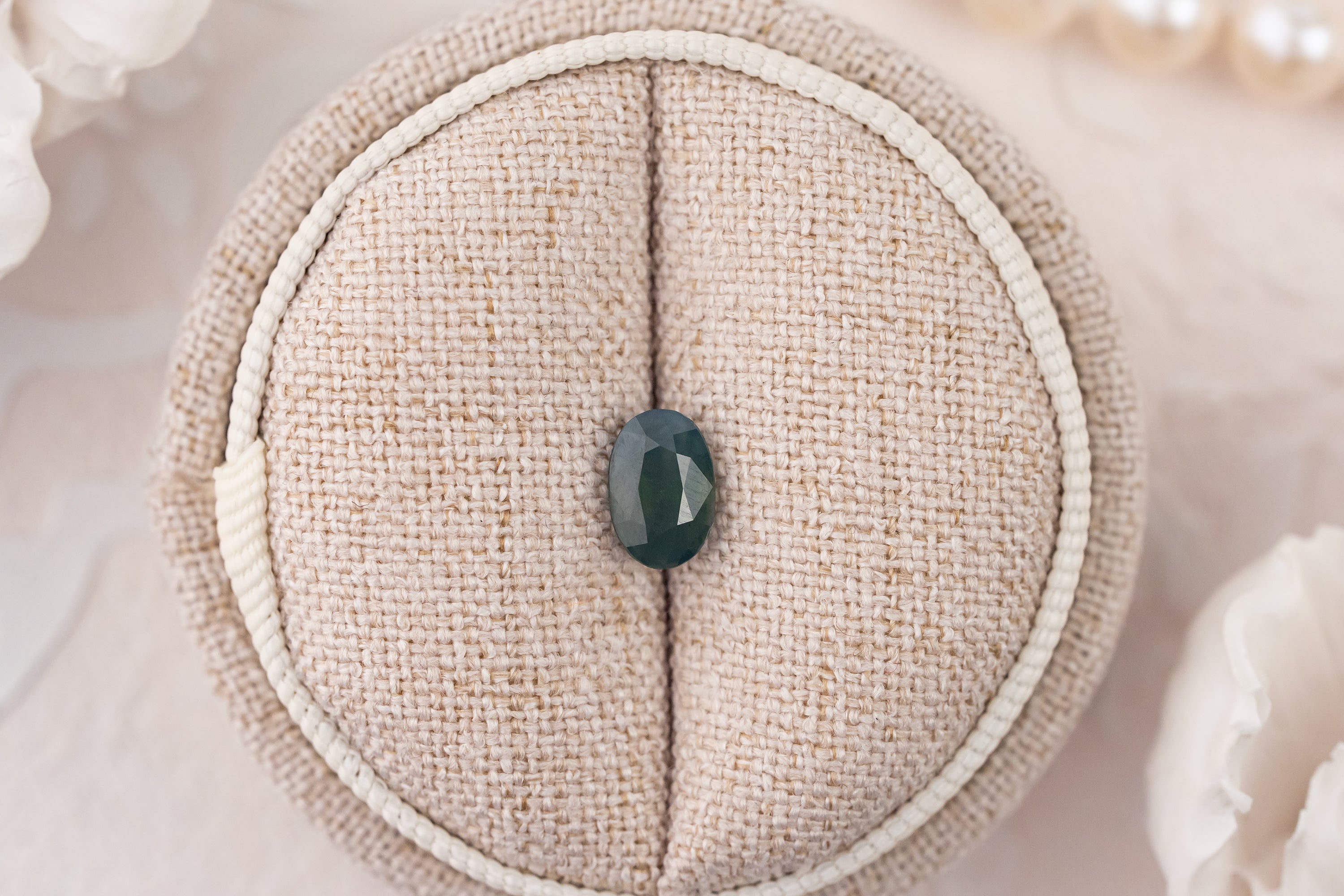 1.34 CT Oval Opalescent Green/Teal Sapphire