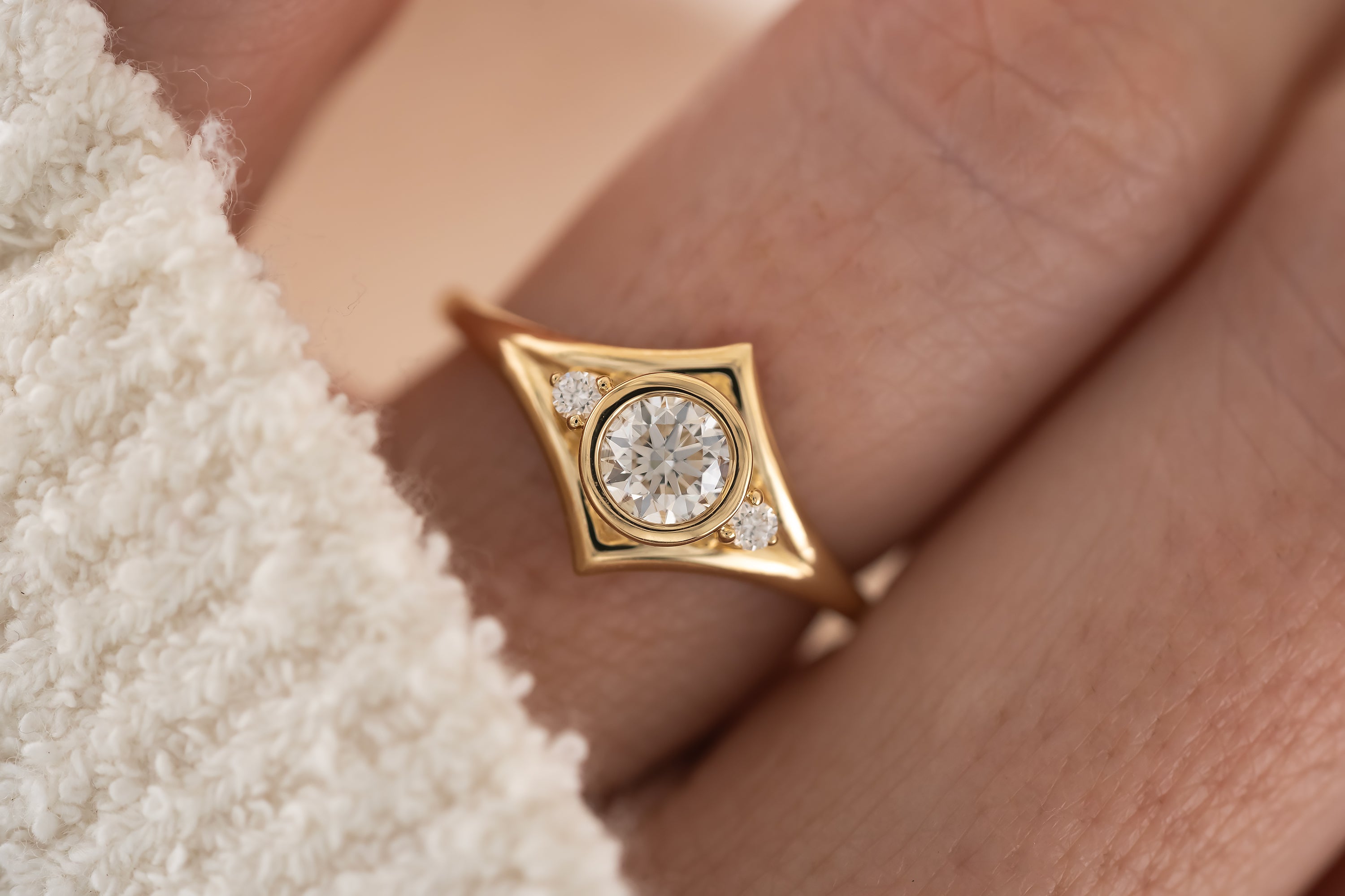 The Roxy Ring | Diamond - Lavender Creek Gems