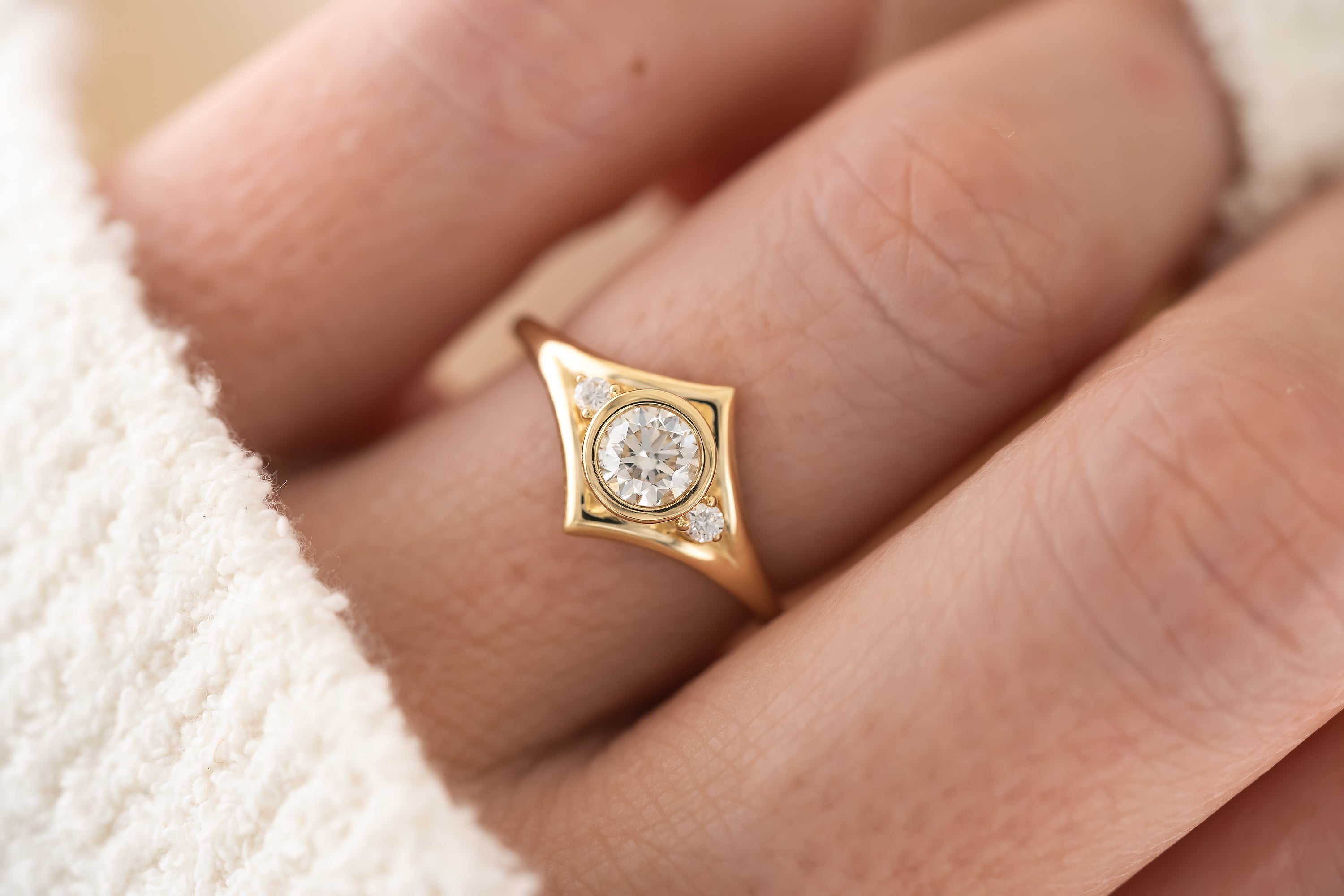 The Roxy Ring | Diamond - Lavender Creek Gems