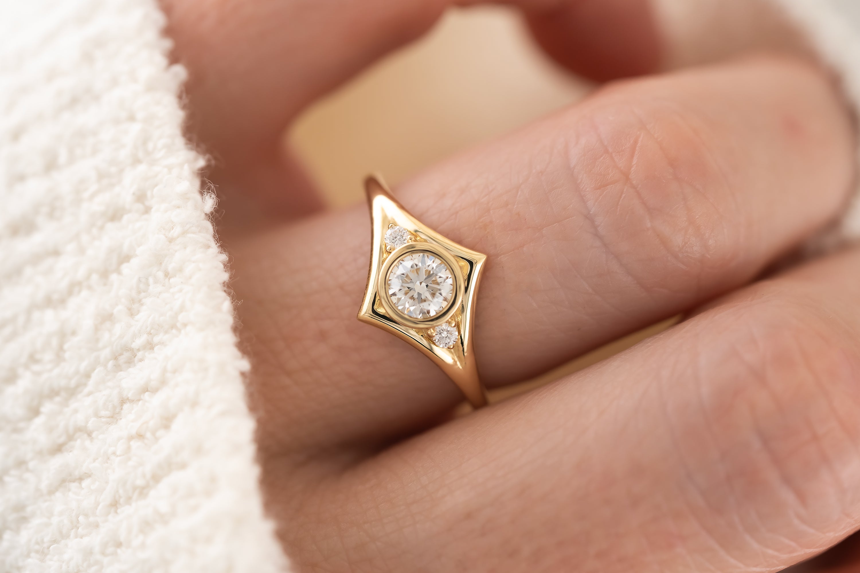 The Roxy Ring | Diamond - Lavender Creek Gems