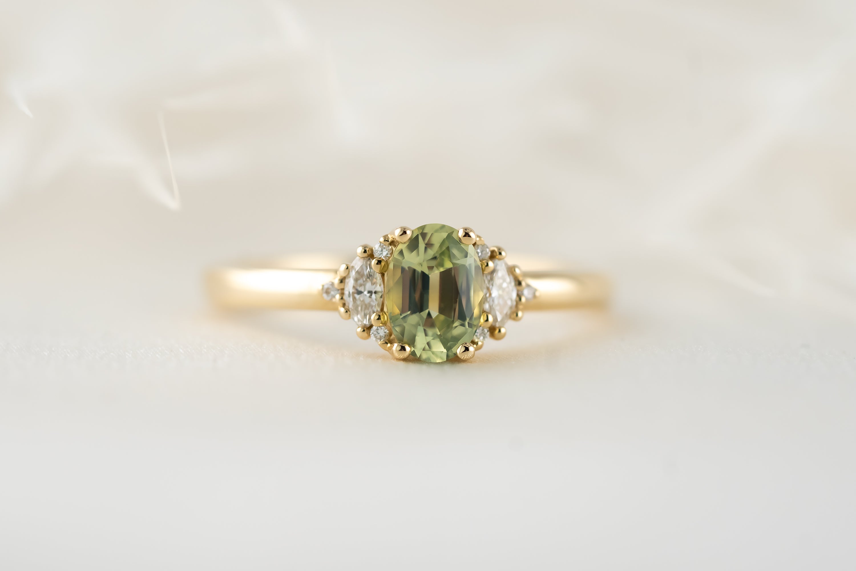 The Maren Ring | 0.76 CT Oval Mint Sapphire - Lavender Creek Gems