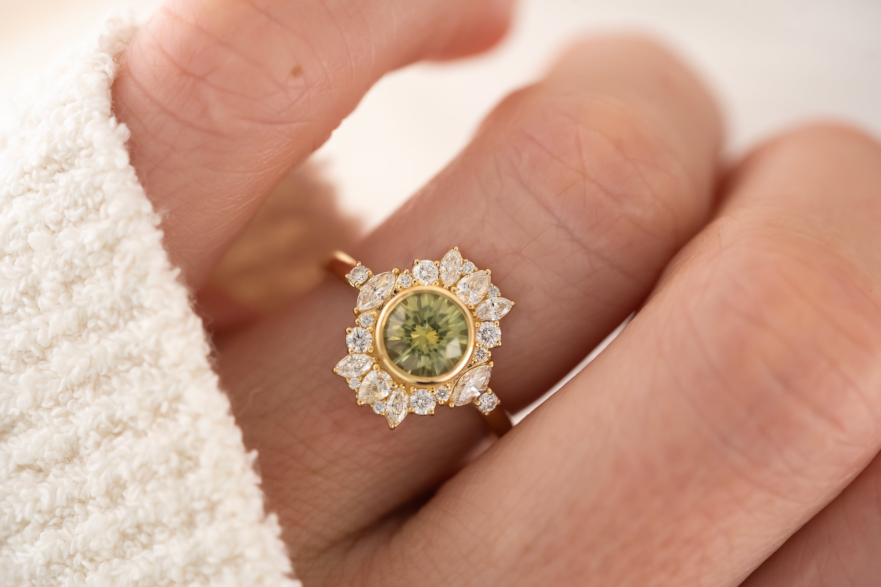 The Lace Ring | 1.1 CT Round Green Montana Sapphire - Lavender Creek Gems