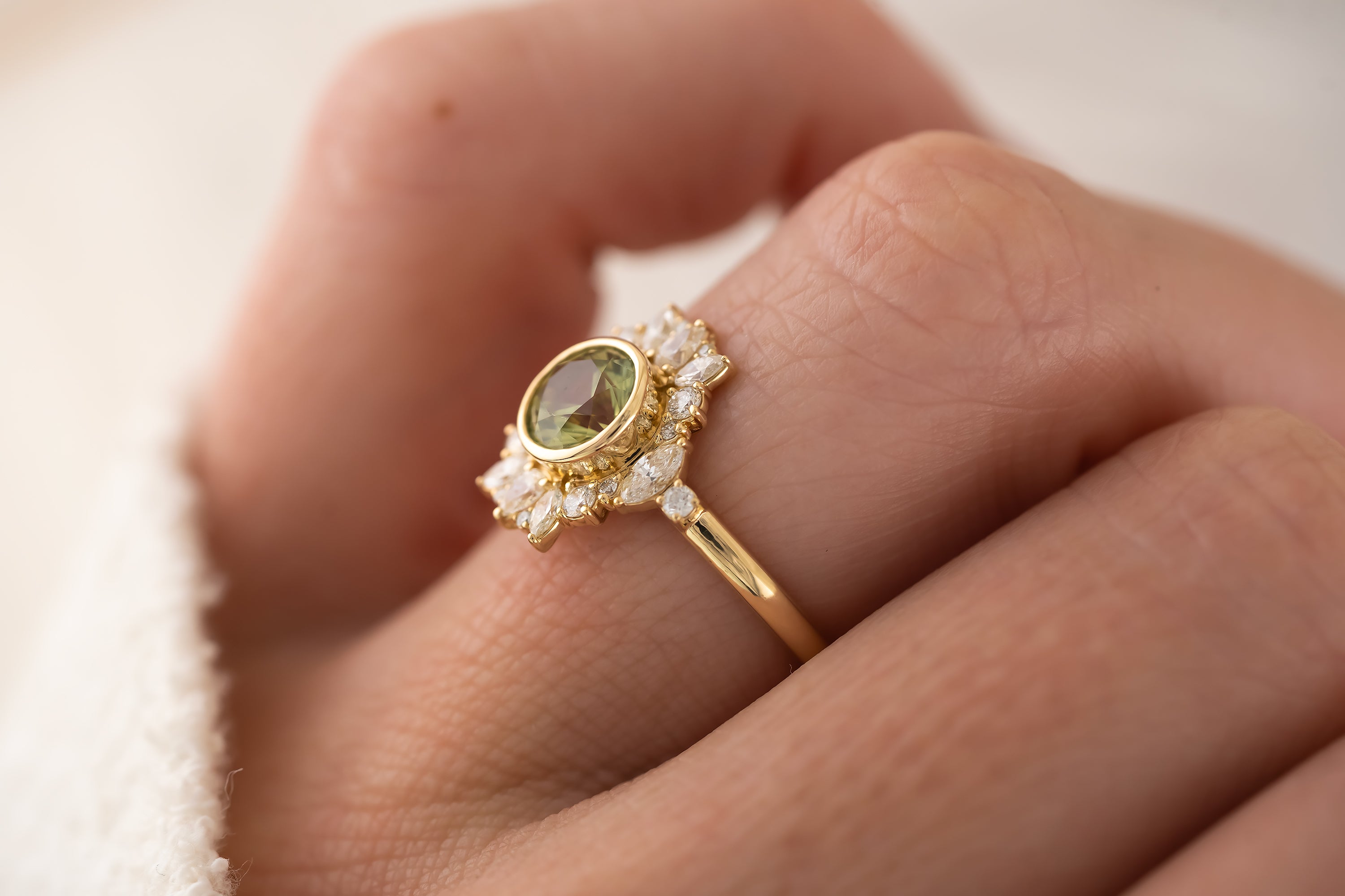 The Lace Ring | 1.1 CT Round Green Montana Sapphire - Lavender Creek Gems