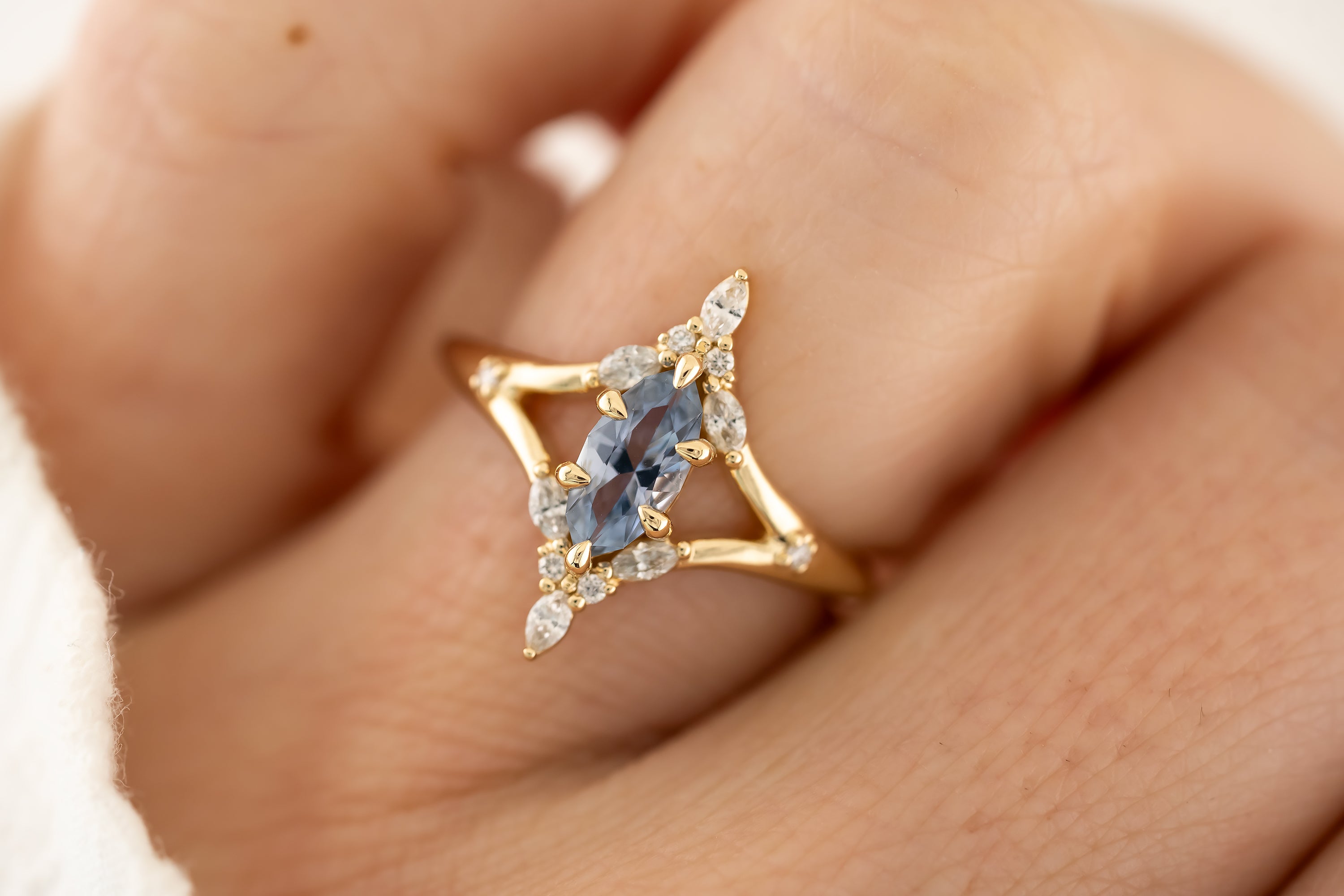 The Croía 0.67 CT Light Blue Sapphire Ring - Lavender Creek Gems