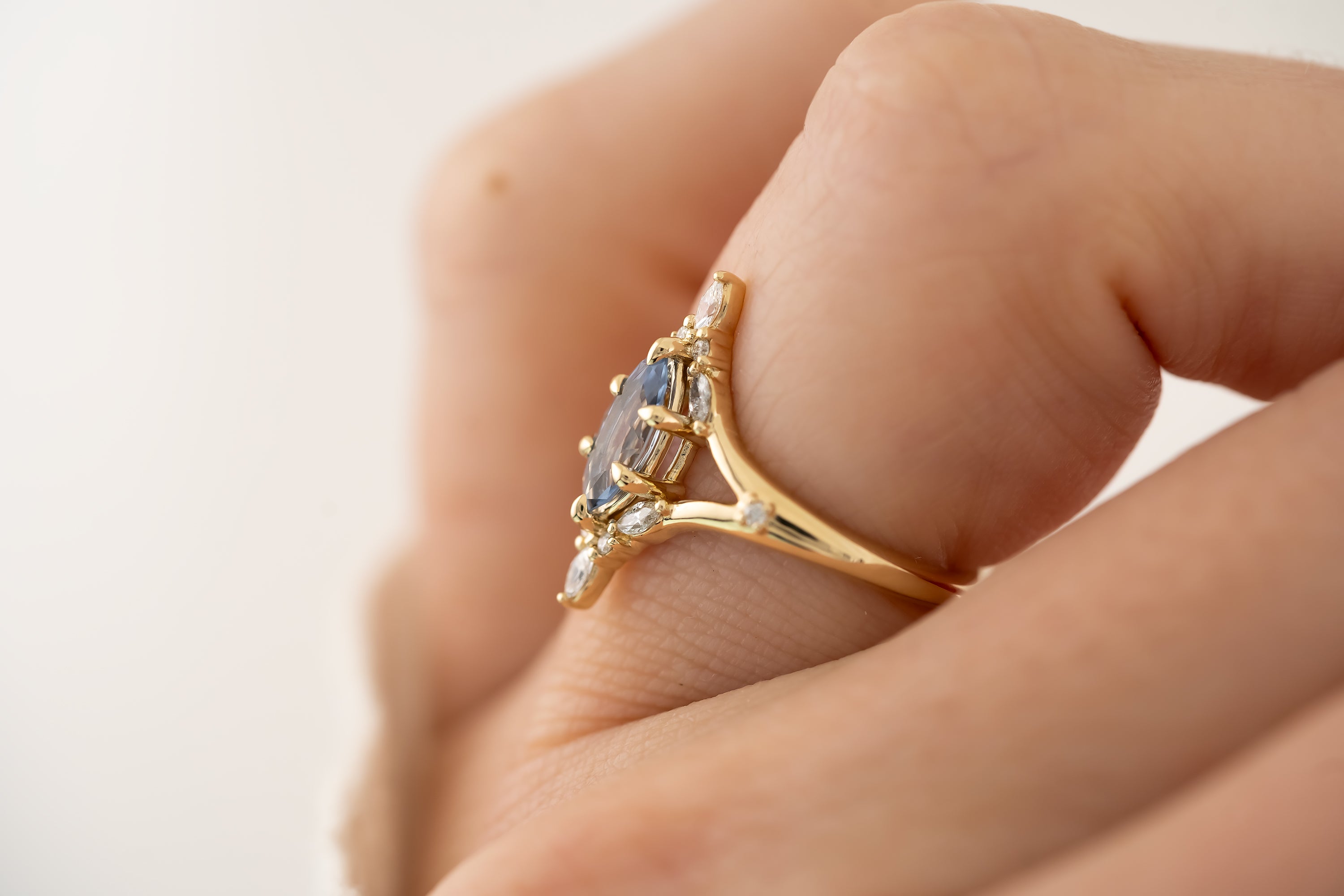 The Croía 0.67 CT Light Blue Sapphire Ring - Lavender Creek Gems
