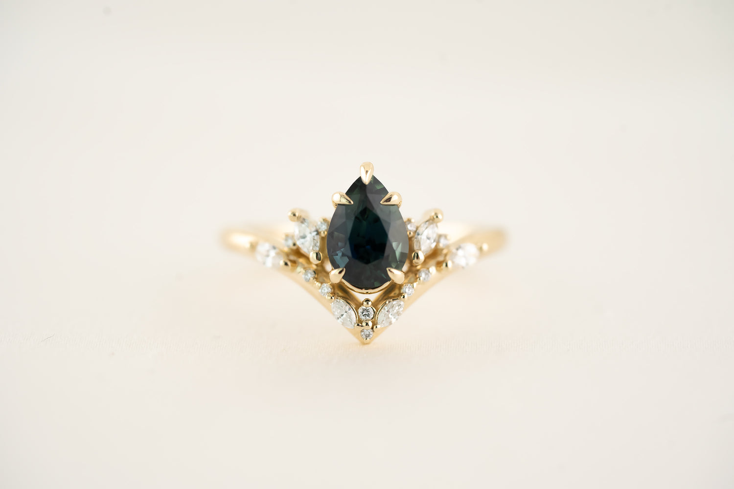 The Aurora - 1.33 CT Pear Teal Sapphire Ring - Lavender Creek Gems