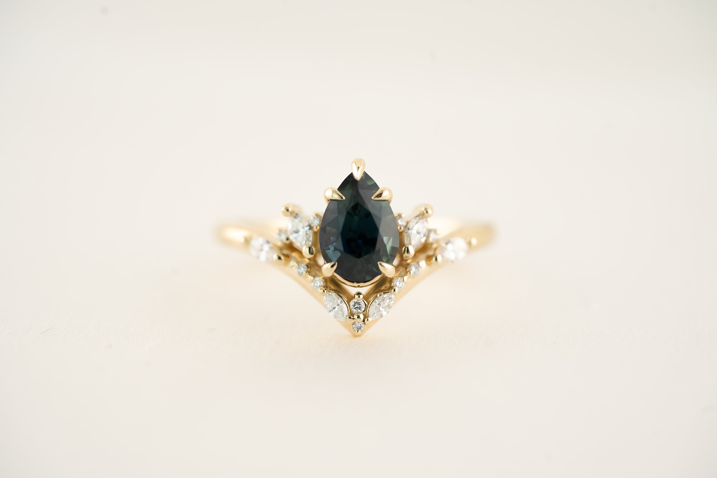 The Aurora - 1.33 CT Pear Teal Sapphire Ring - Lavender Creek Gems