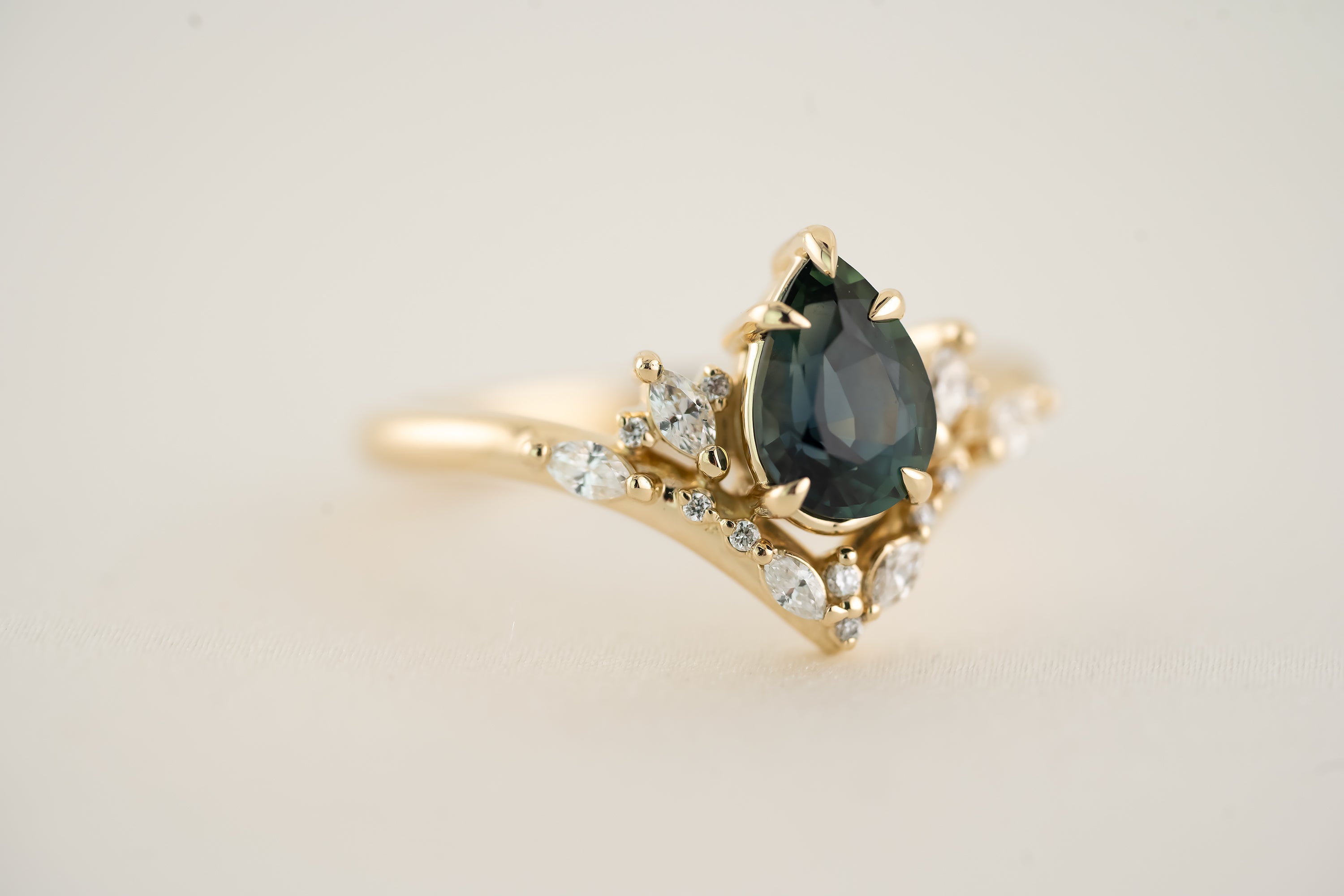 The Aurora - 1.33 CT Pear Teal Sapphire Ring - Lavender Creek Gems