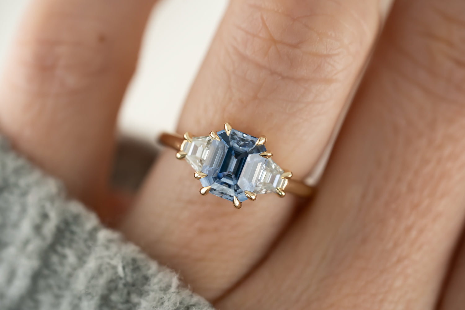 The Tría Ring | 2.76 CT Emerald Cut Cornflower Blue Sapphire - Lavender Creek Gems