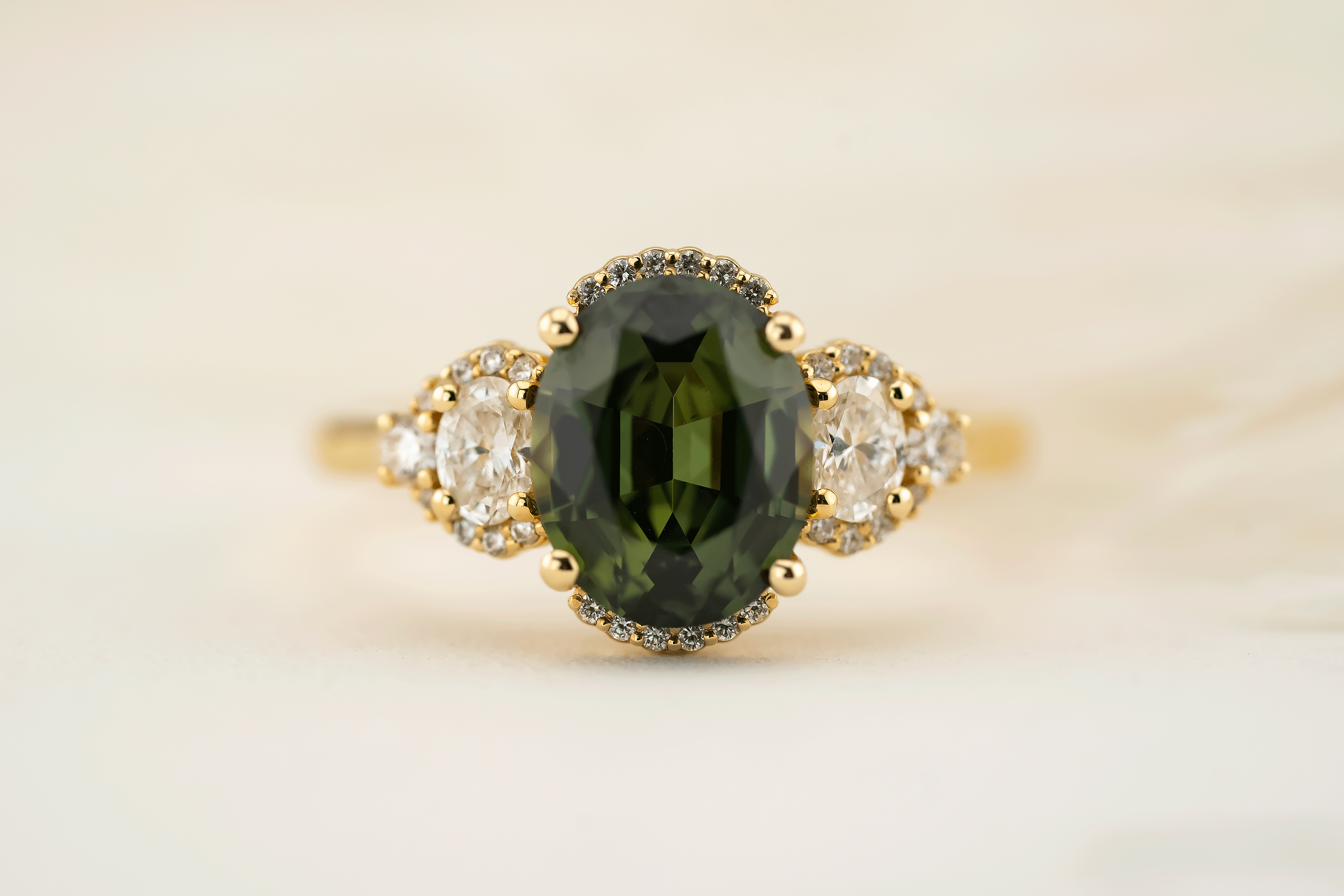 The Cypress Ring | 3.09 CT Oval Forest Green Australian Sapphire - Lavender Creek Gems