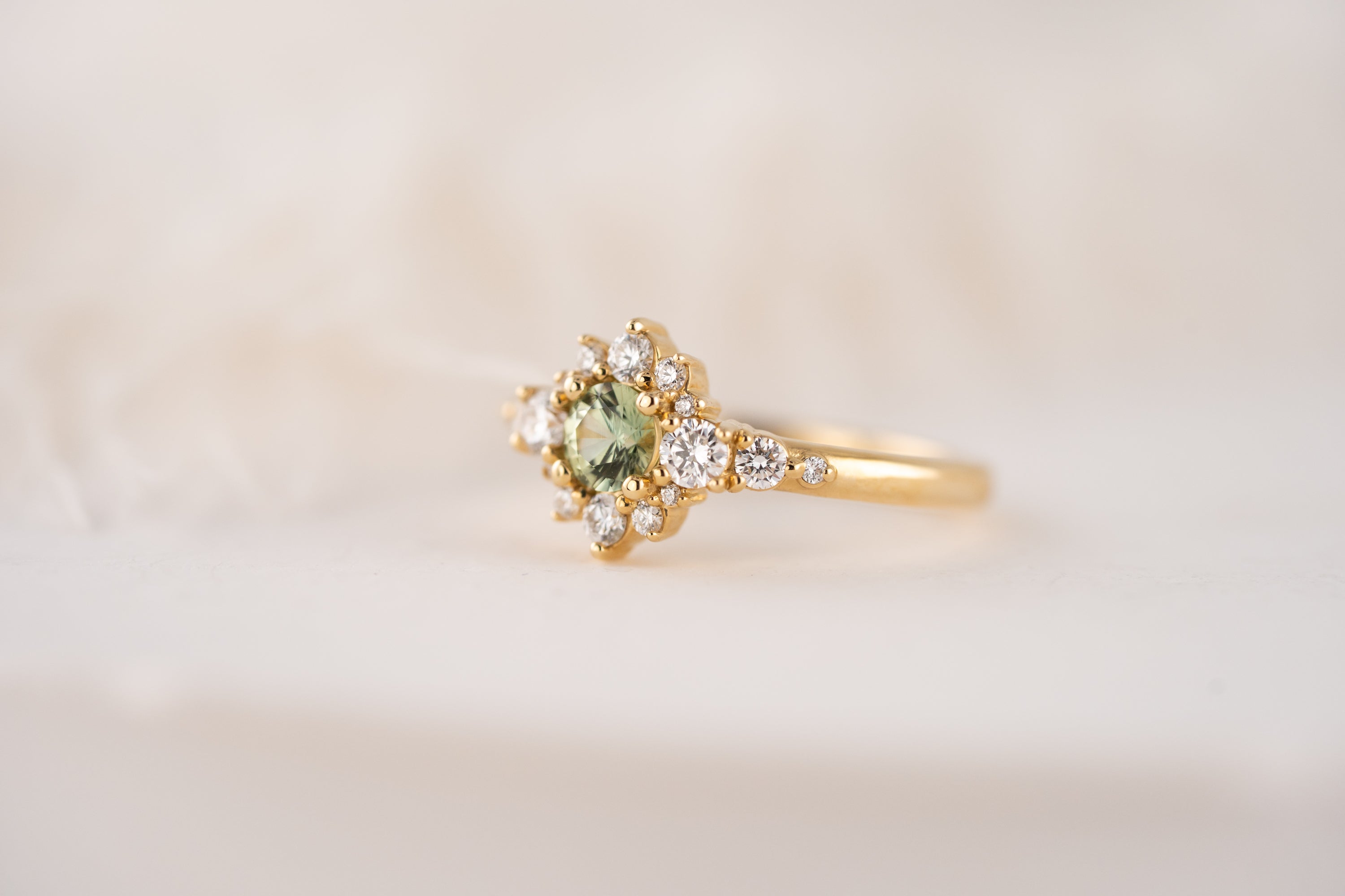 The Bloom Ring | Green Sapphire