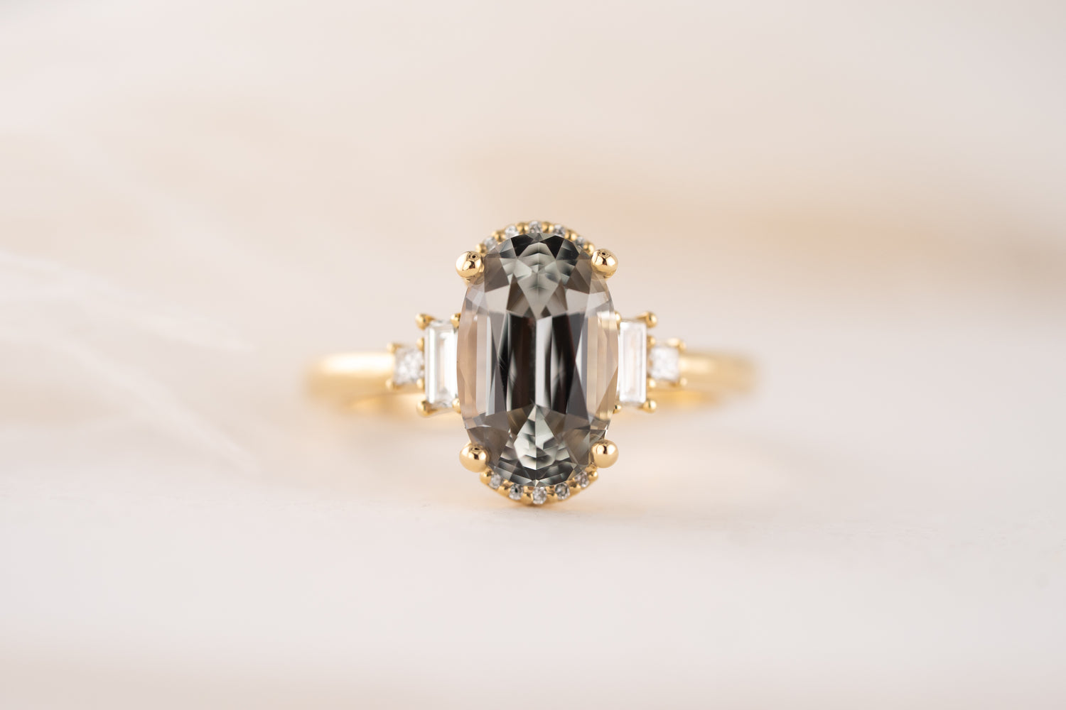 The Sura Ring | 3.38 CT Oval Green Sapphire