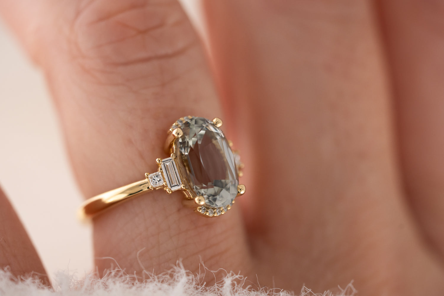 The Sura Ring | 3.38 CT Oval Green Sapphire