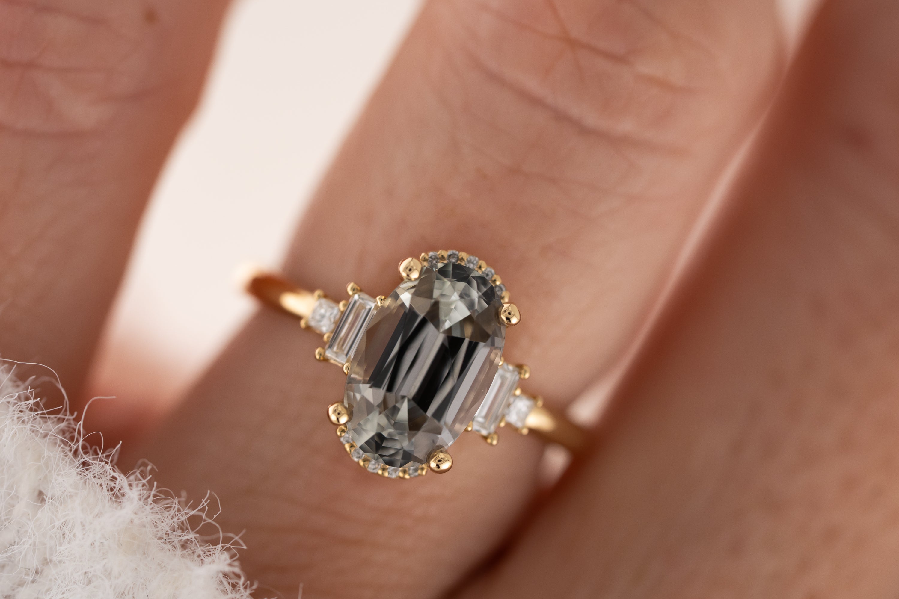 The Sura Ring | 3.38 CT Oval Green Sapphire
