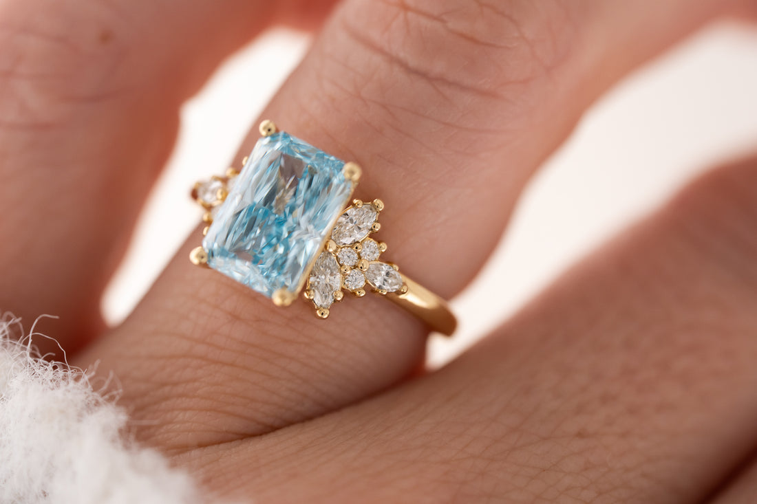 The Veraine Ring | 3 CT Radiant Blue Diamond