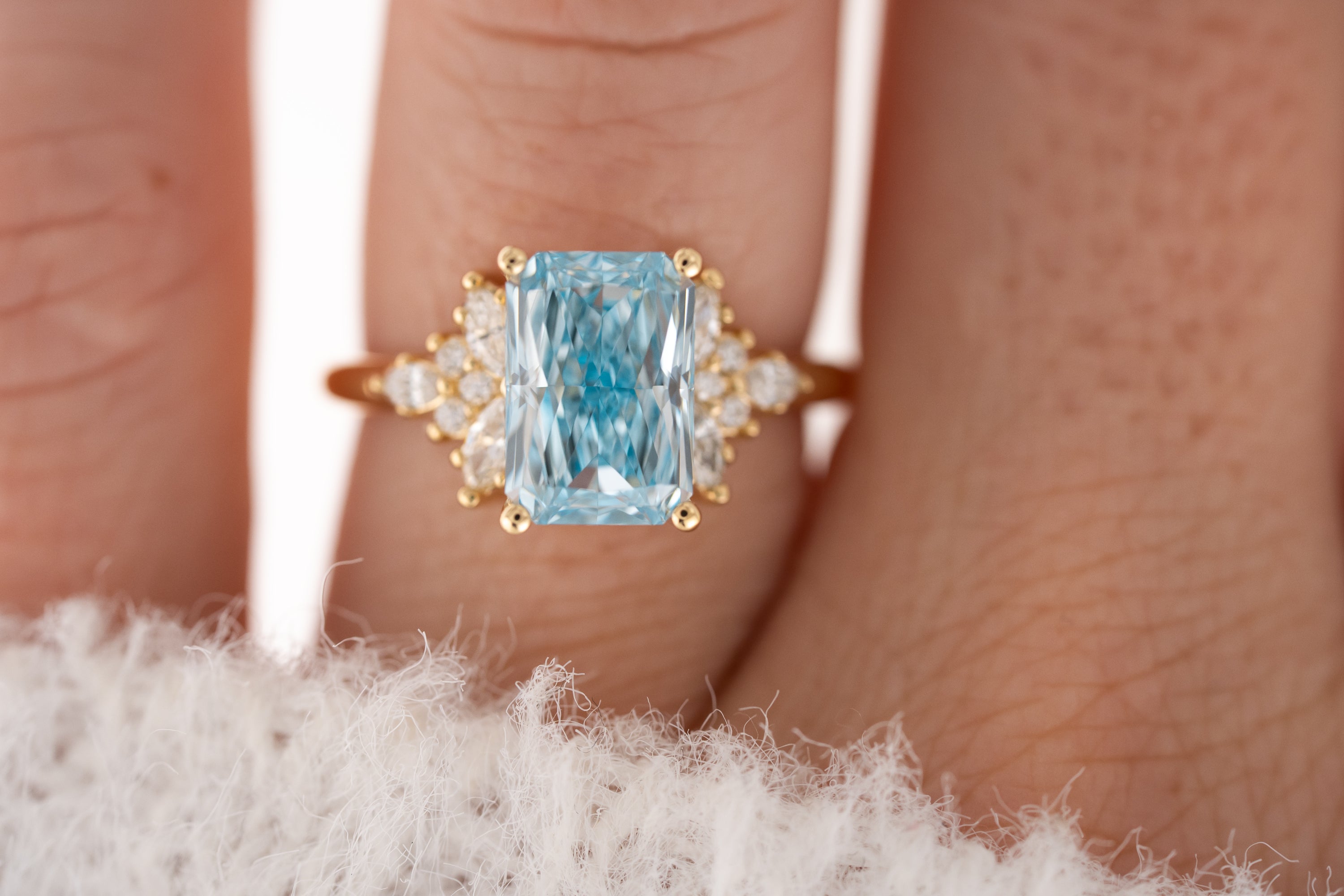 The Veraine Ring | 3 CT Radiant Blue Diamond