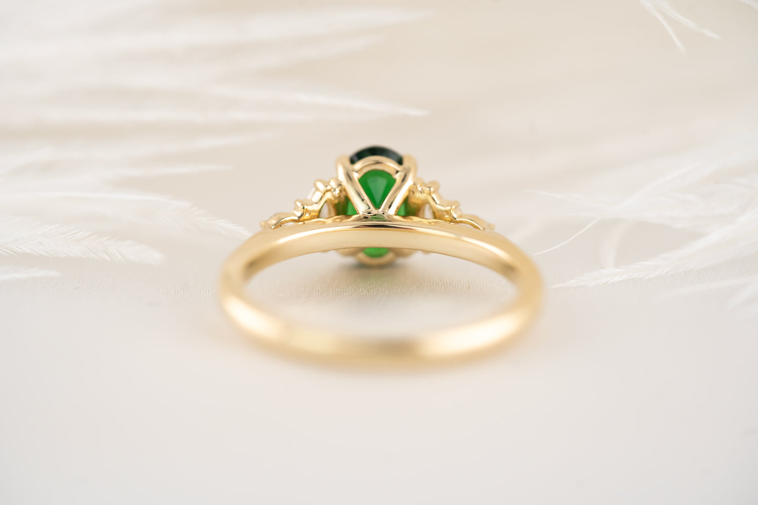 The Maeve Ring - 1.24 CT Oval Tsavorite Garnet - Lavender Creek Gems