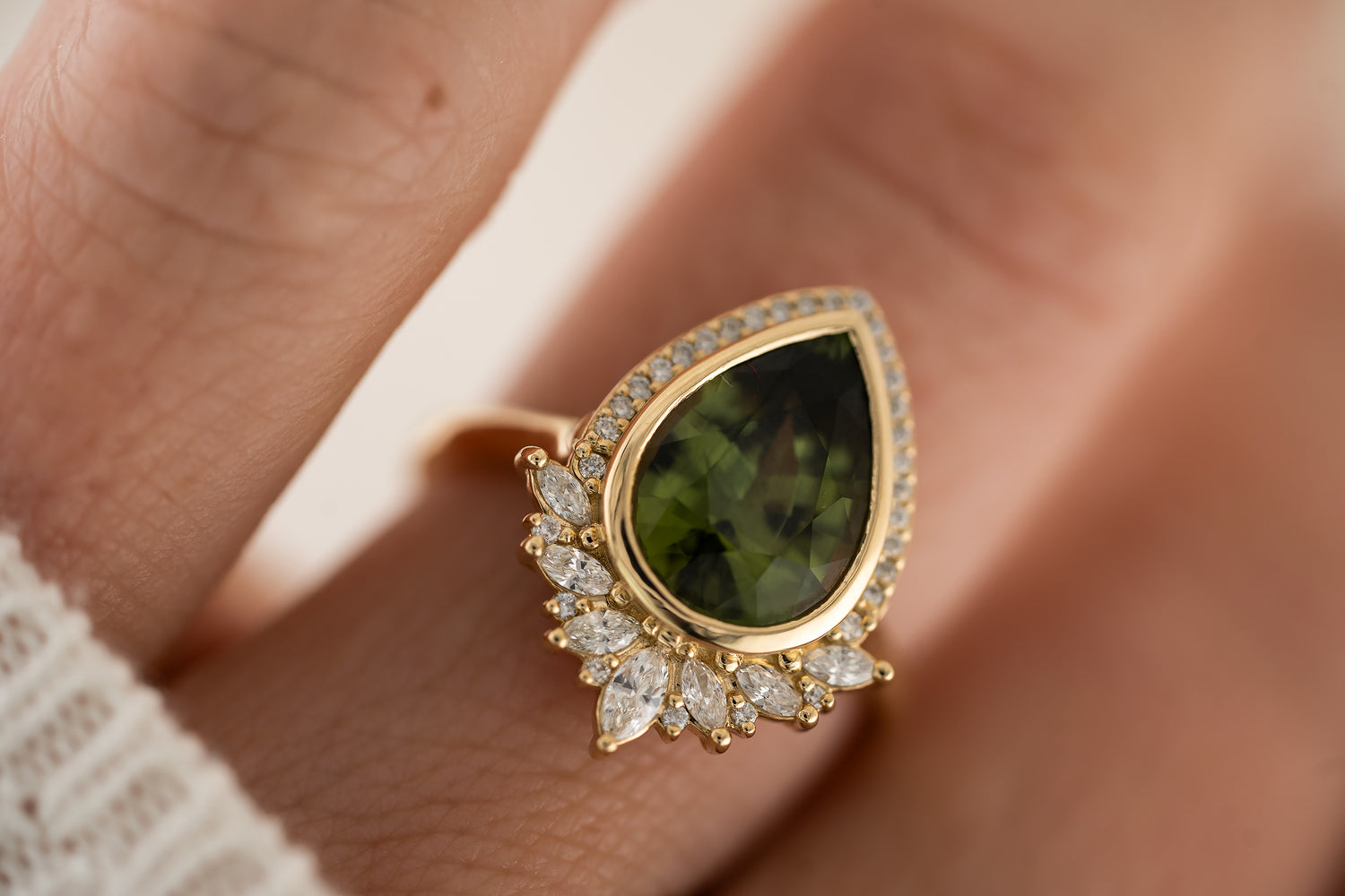 The Penelope Ring | 3.82 CT Green Sapphire - Lavender Creek Gems