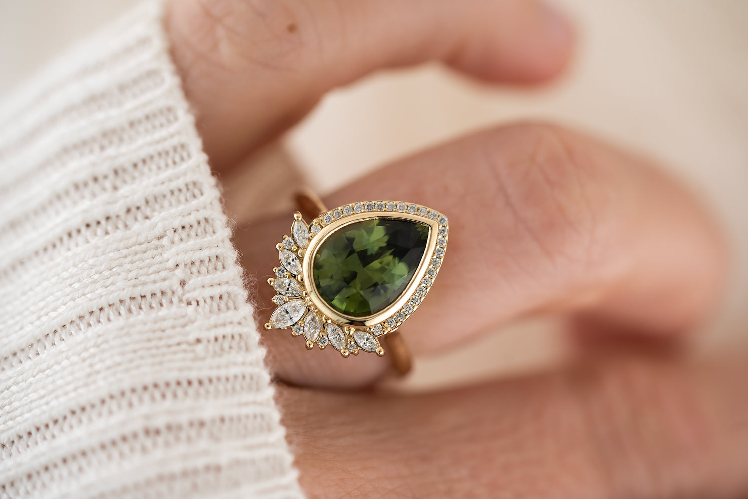 The Penelope Ring | 3.82 CT Green Sapphire - Lavender Creek Gems
