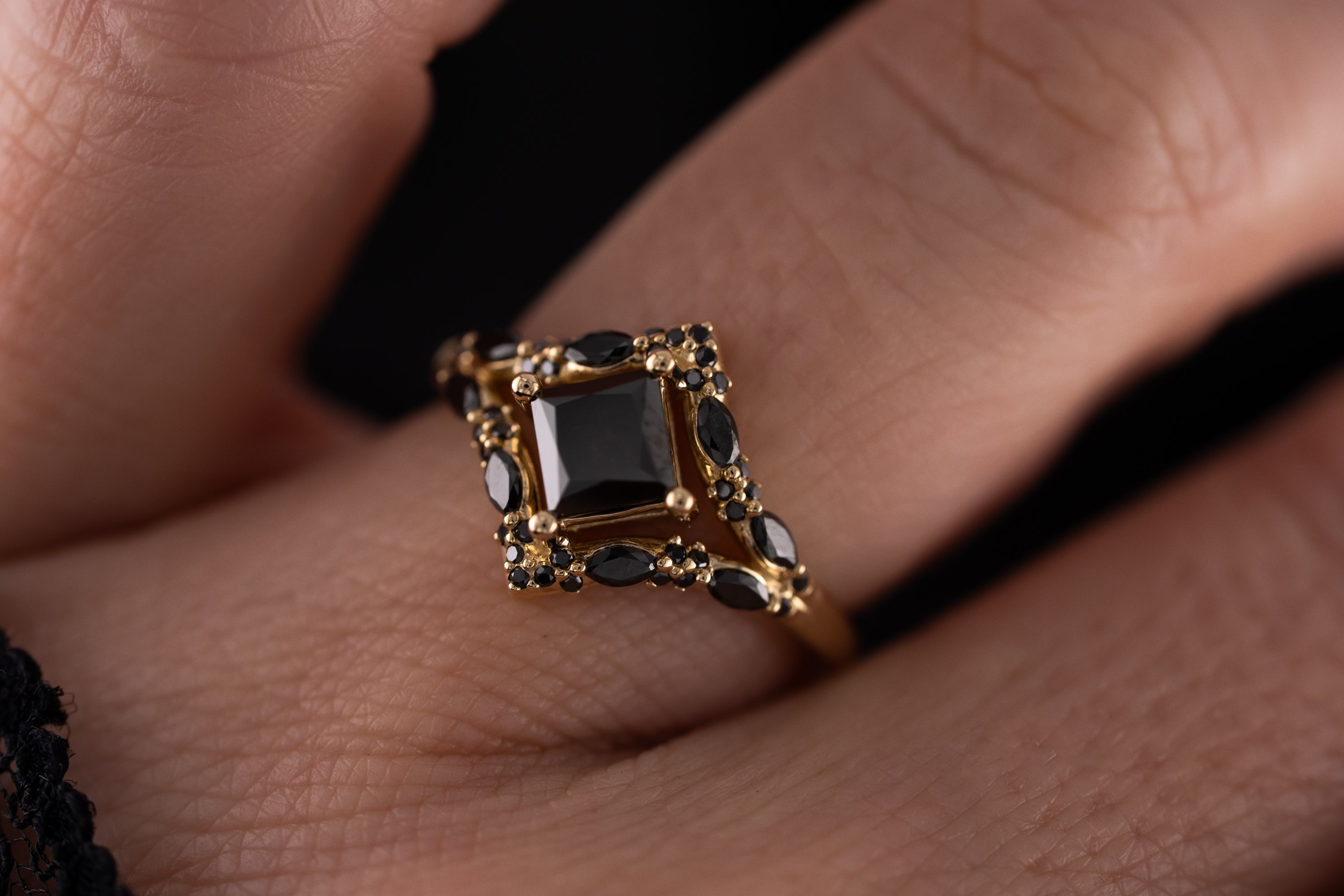 The Oracle Ring | 1 CT Black Diamond