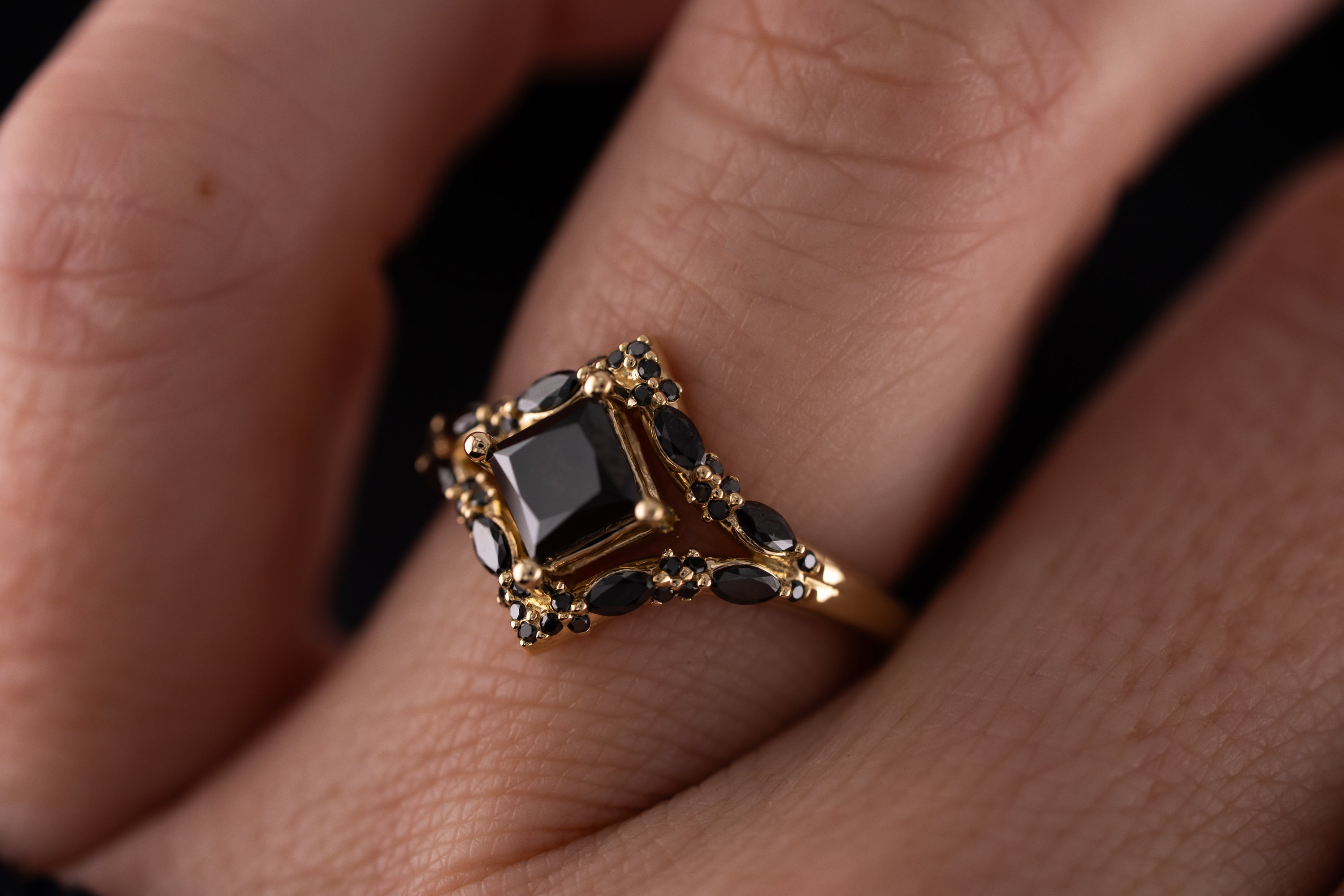 The Oracle Ring | 1 CT Black Diamond