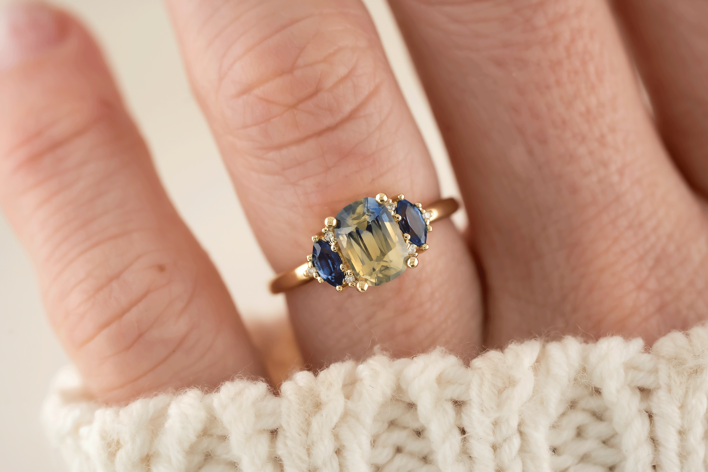 The Low Maren Ring | 1.81 CT Cushion Bi-color Sapphire - Lavender Creek Gems