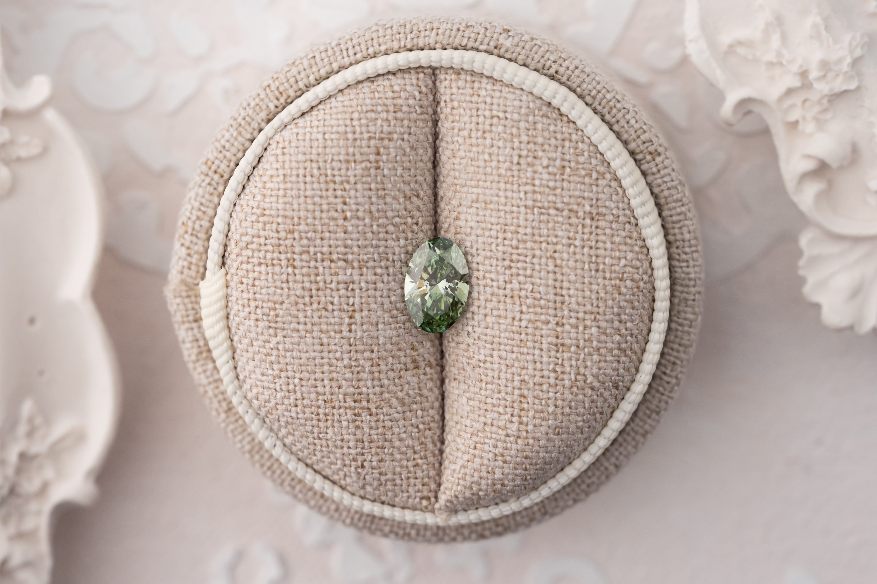 1.05 CT Lab Created Oval Cut Green Diamond