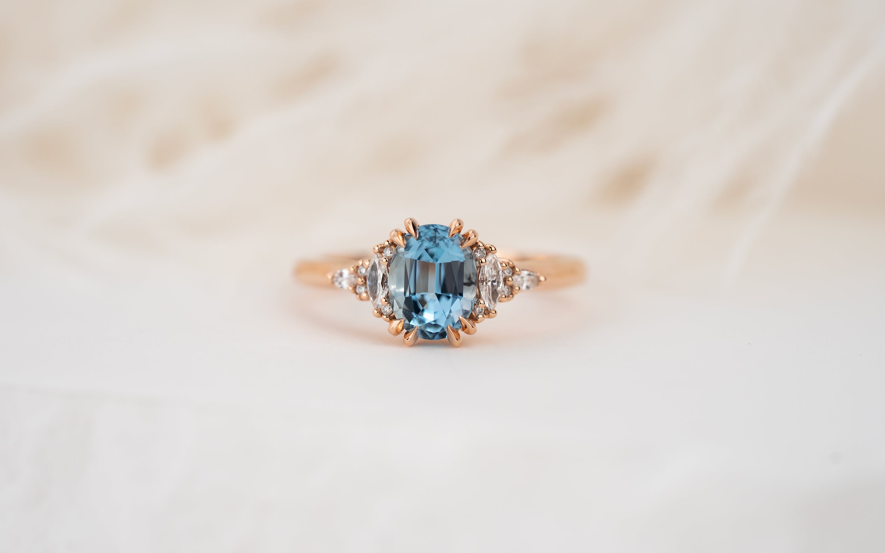 The Low Maeve Ring | 1.2 CT Oval Aquamarine