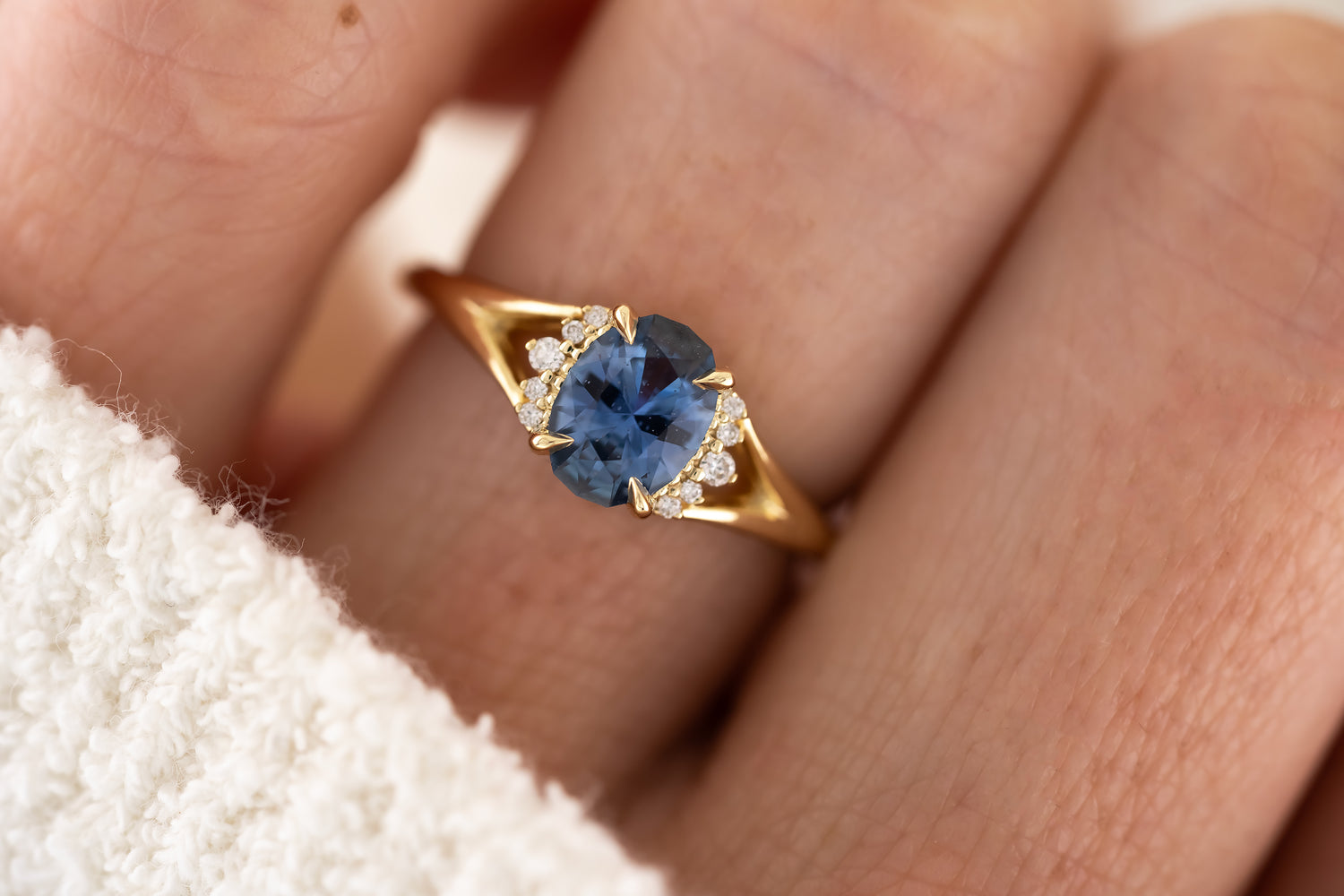 The Serendipity Ring - 1 CT Oval Blue Sapphire - Lavender Creek Gems