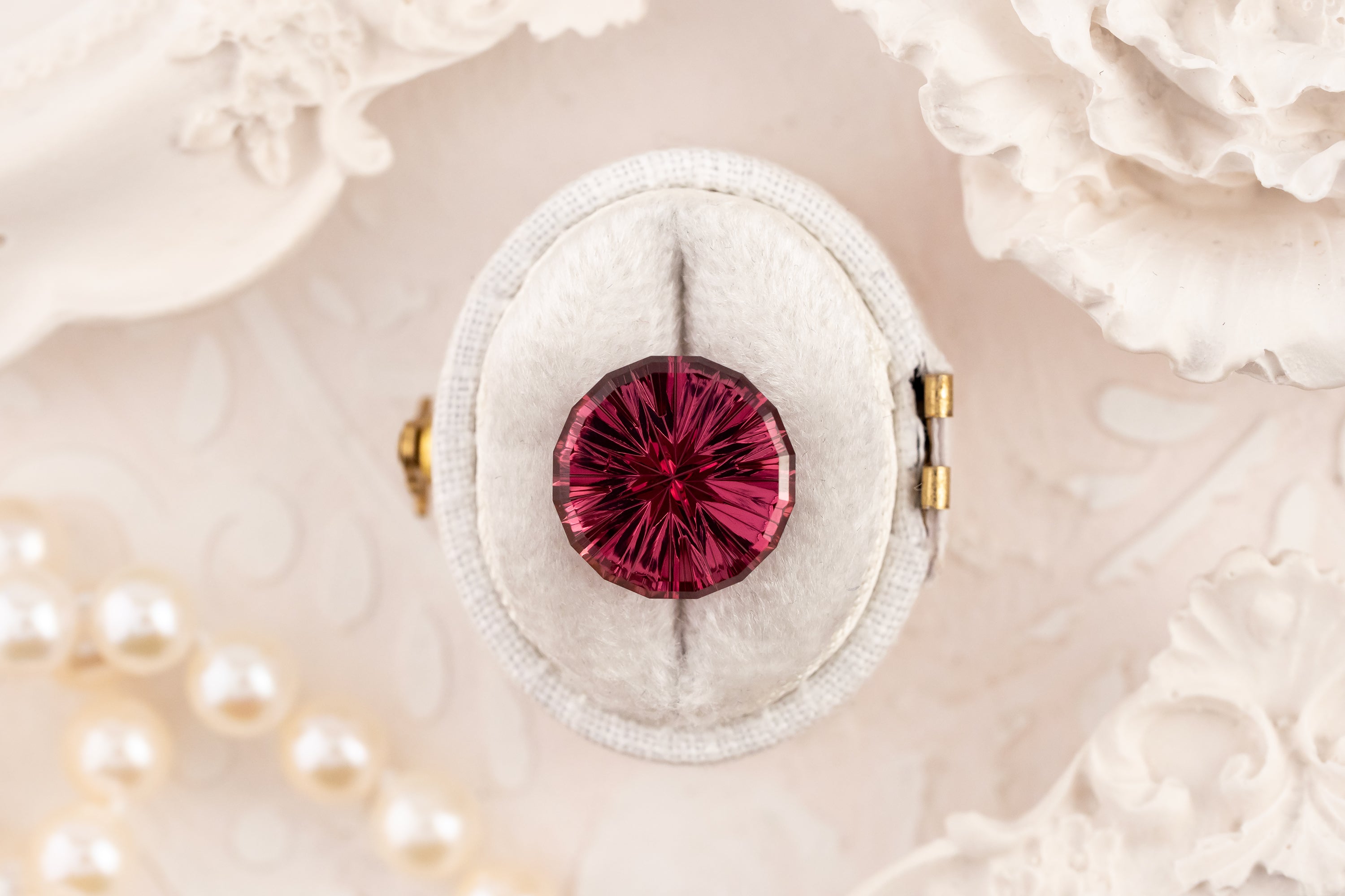 6.72 CT Round Starbrite™ Rose Garnet - Lavender Creek Gems