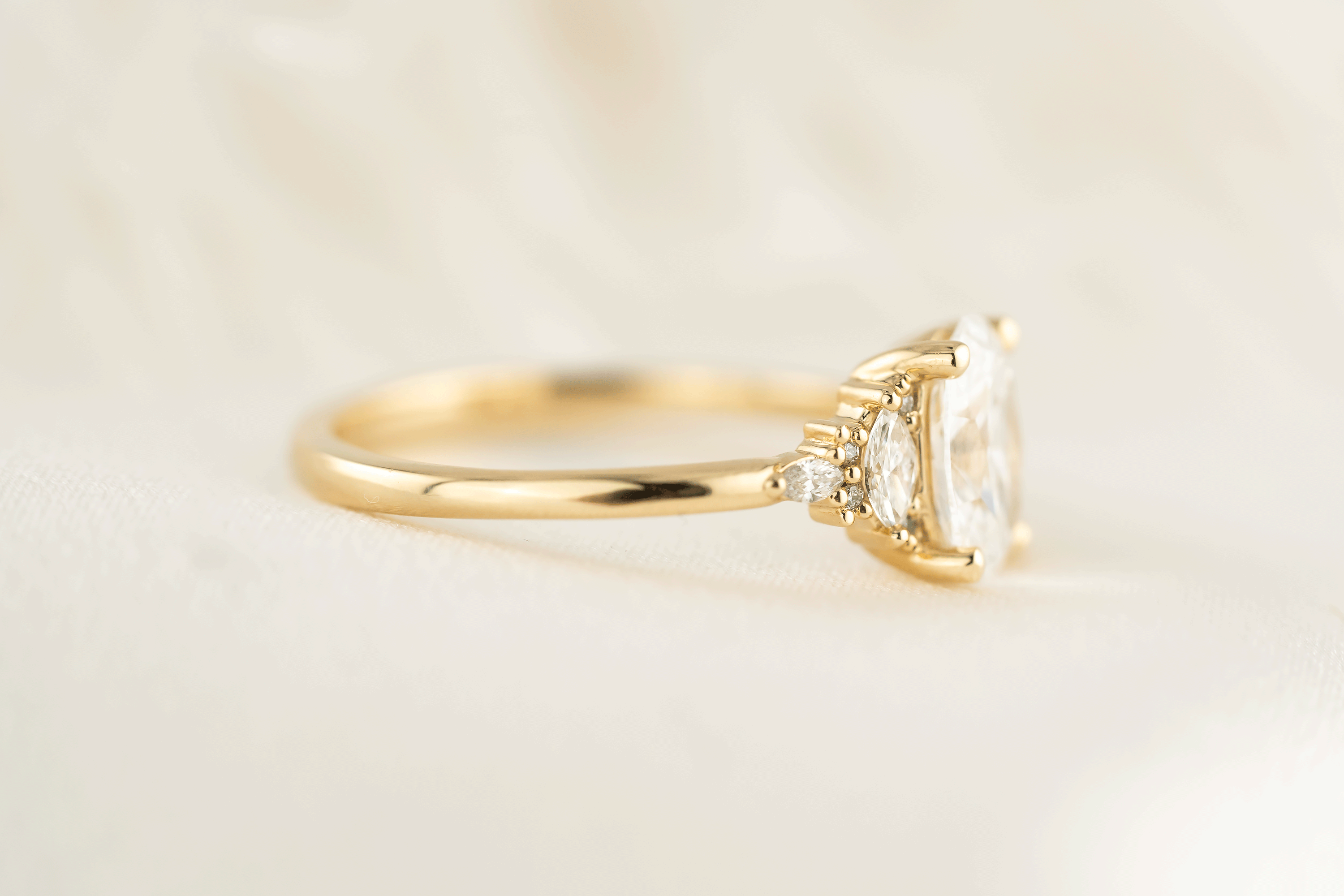 The Low Maeve Ring | Oval Diamond - Lavender Creek Gems