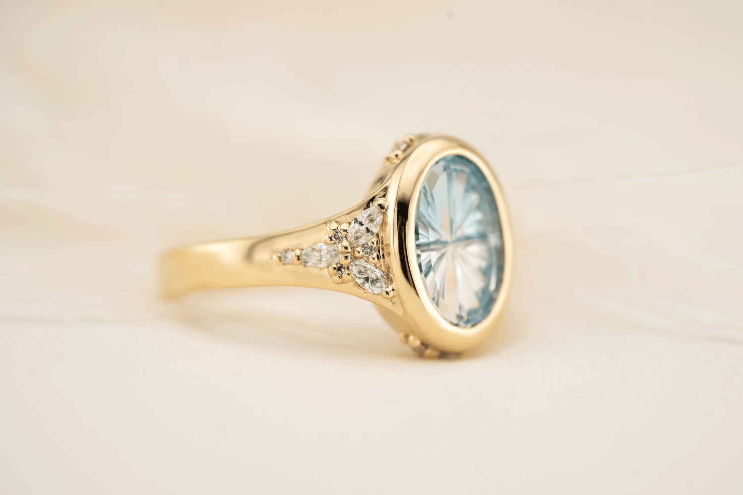 The Daylight Ring | 3.15 CT Oval Starbrite™ Bicolor Blue Zircon - Lavender Creek Gems