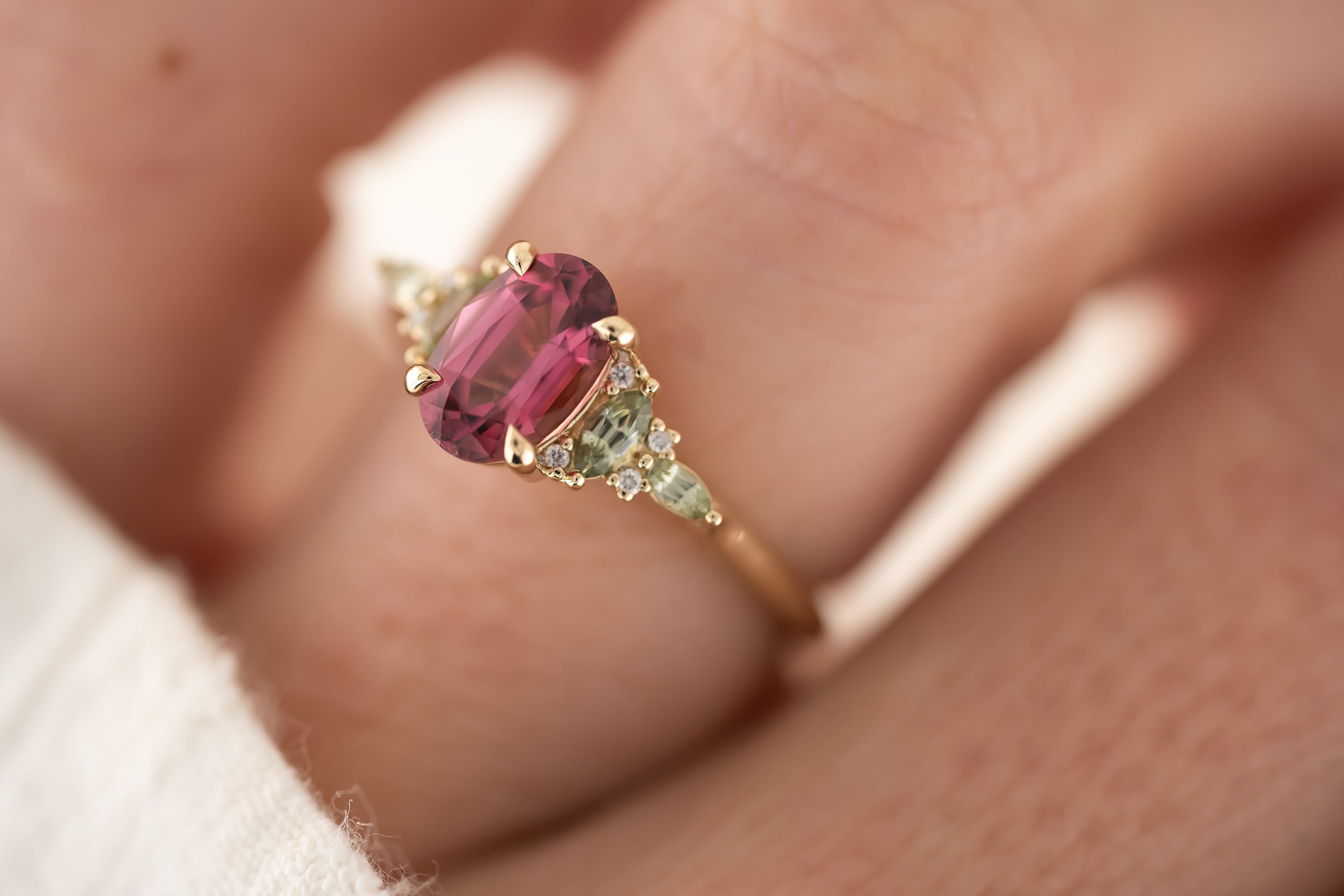 The Maeve Ring | 1.41 CT Pink Spinel + Green Sapphire - Lavender Creek Gems