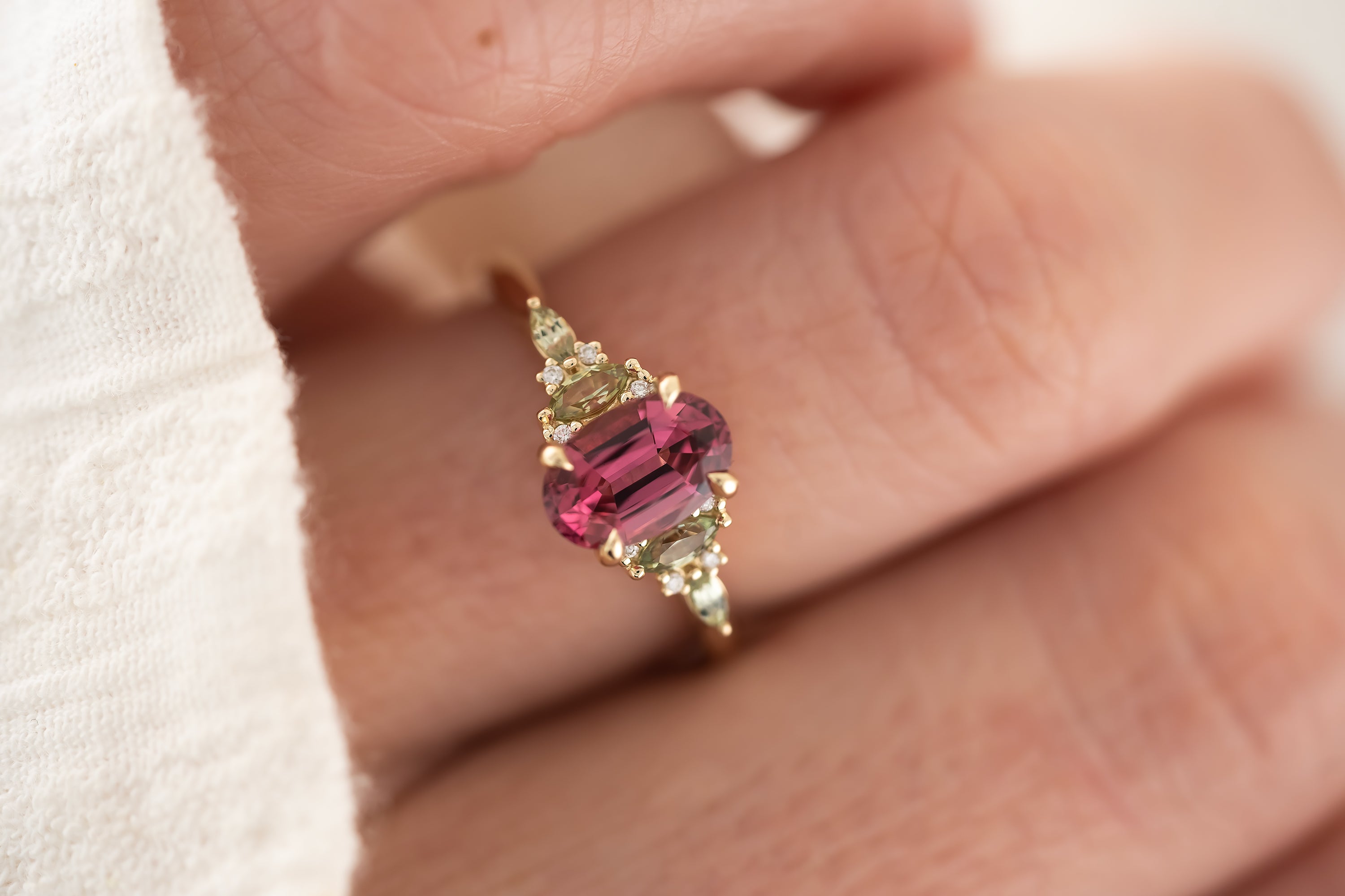 The Maeve Ring | 1.41 CT Pink Spinel + Green Sapphire - Lavender Creek Gems