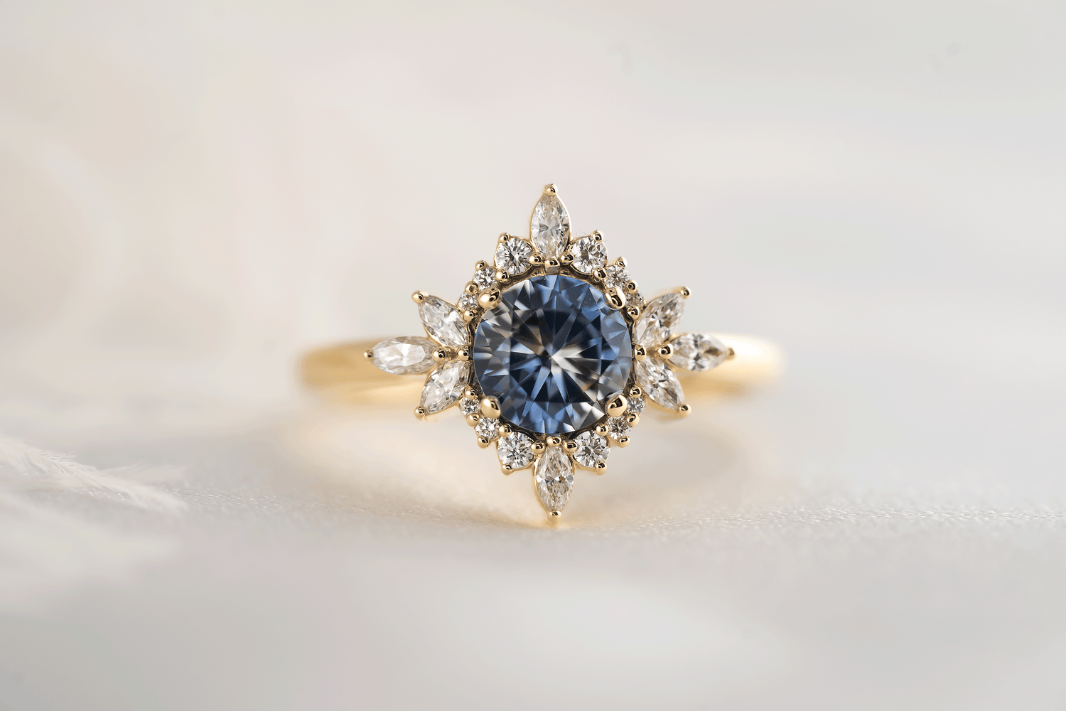 The Eyelet Ring | 1 CT Round Bicolor Sapphire - Lavender Creek Gems