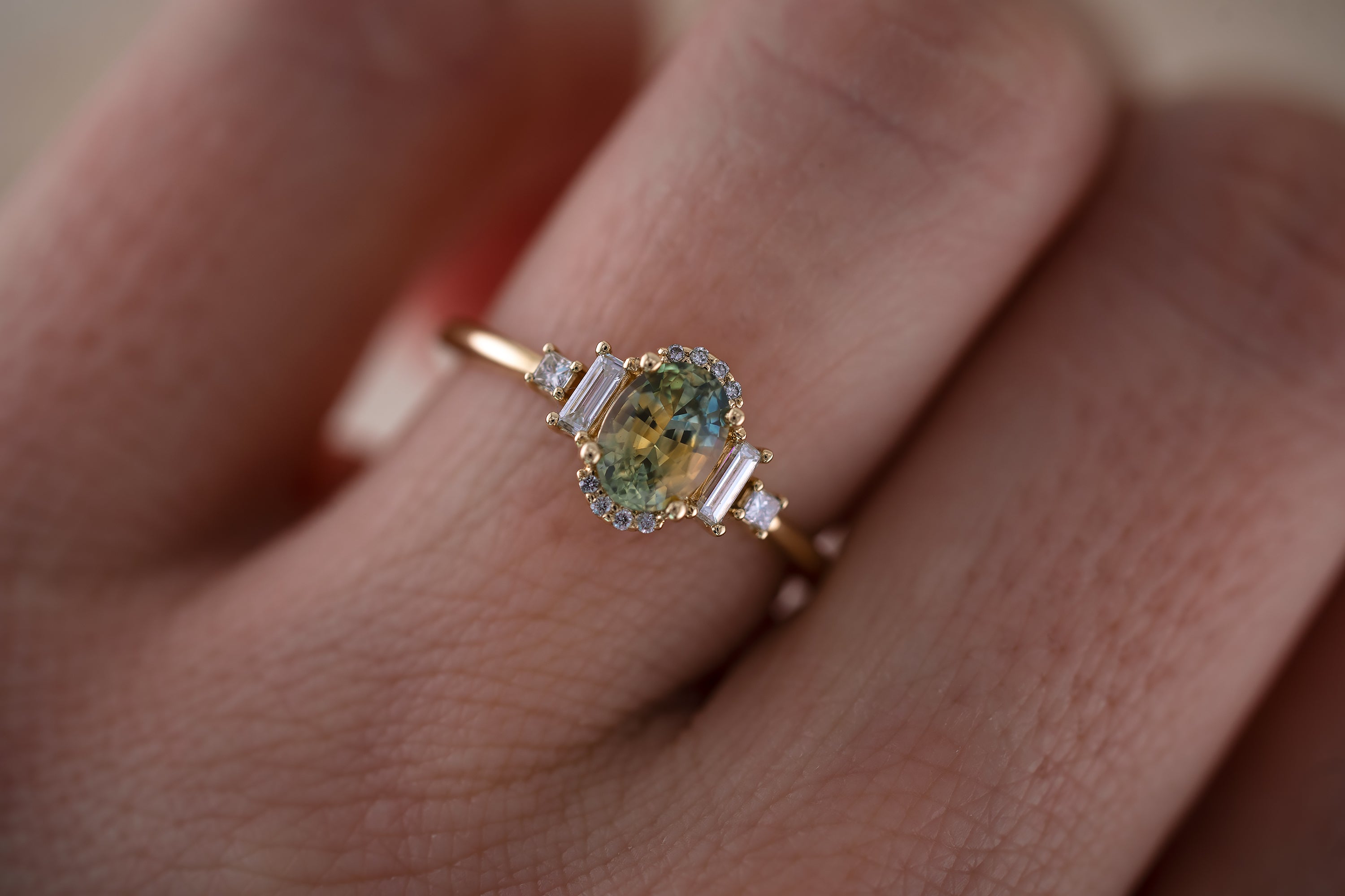 The Sura 1.02 CT Oval Montana Parti Sapphire Ring - Lavender Creek Gems