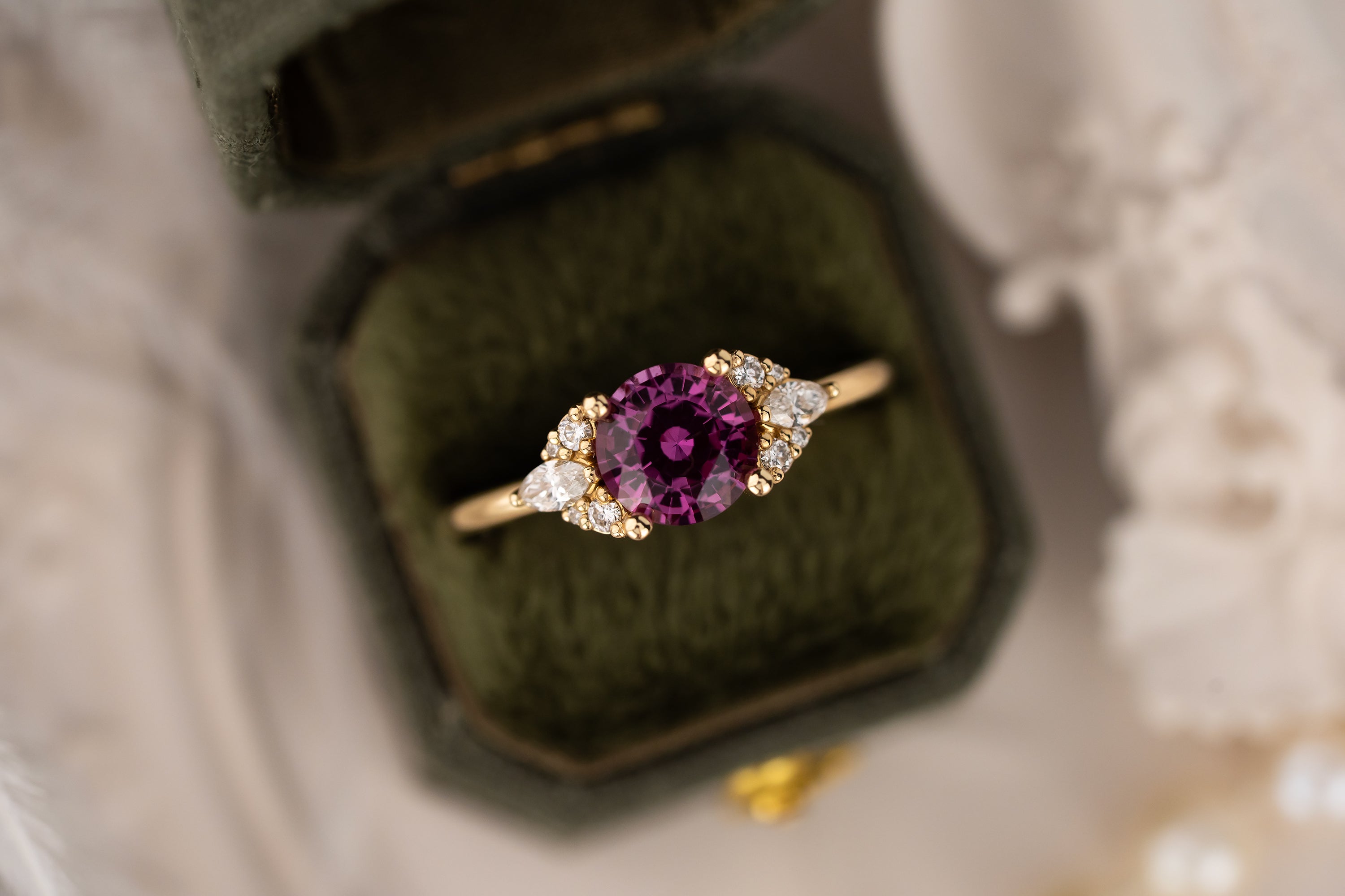 The Aya Ring | 1.64 CT Round Magenta Sapphire - Lavender Creek Gems