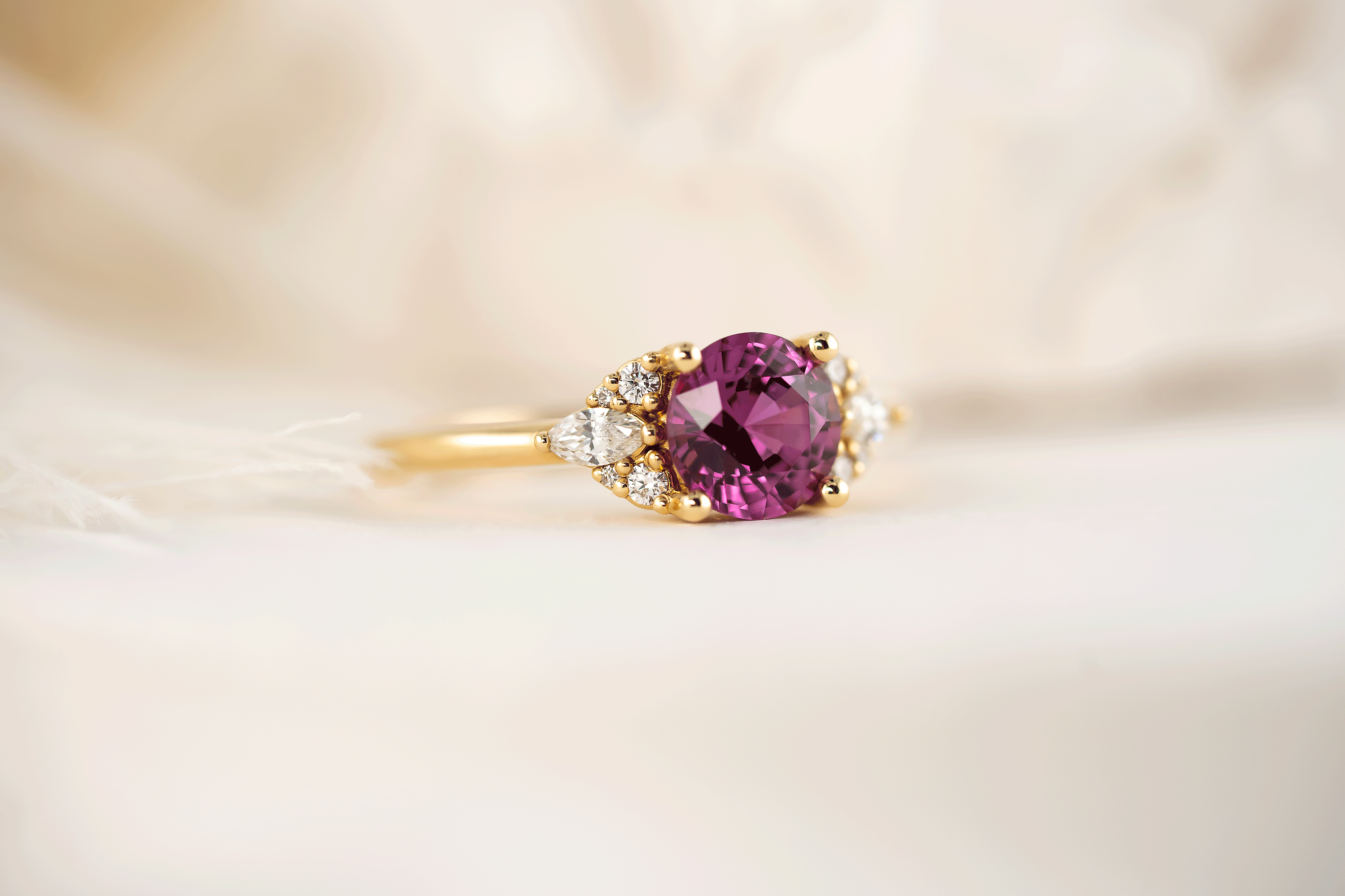 The Aya Ring | 1.64 CT Round Magenta Sapphire - Lavender Creek Gems