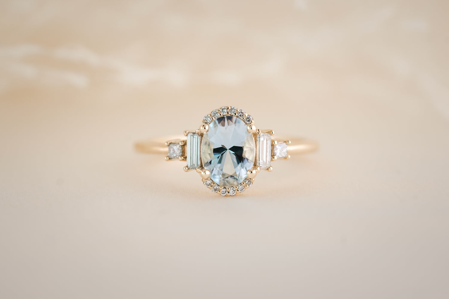 The Sura 0.70 CT Oval Aquamarine Ring - Lavender Creek Gems