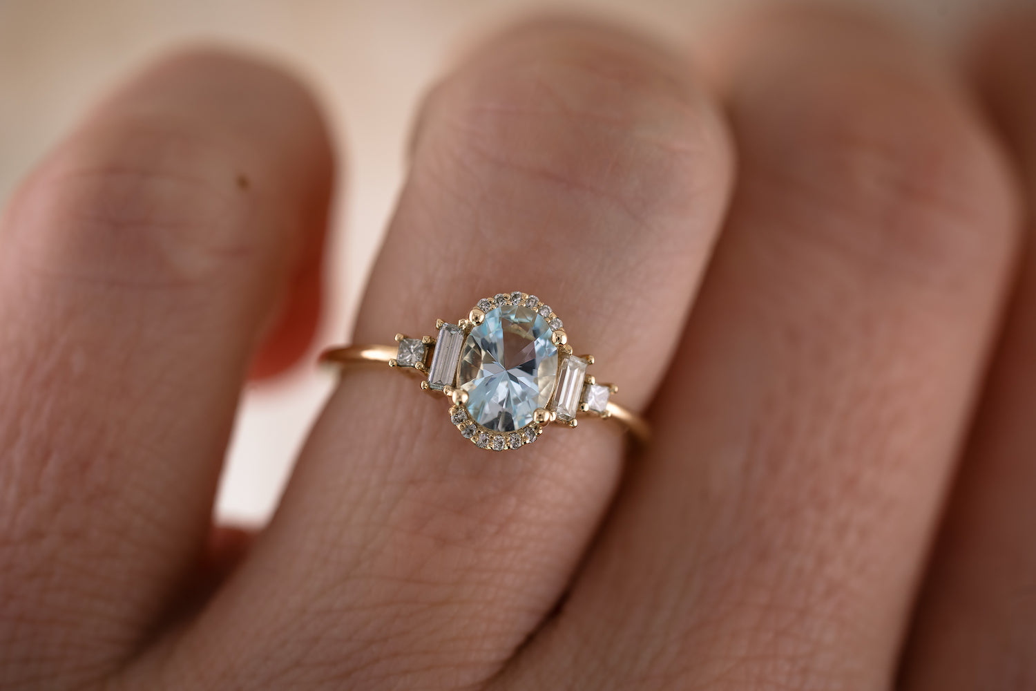 The Sura 0.70 CT Oval Aquamarine Ring - Lavender Creek Gems