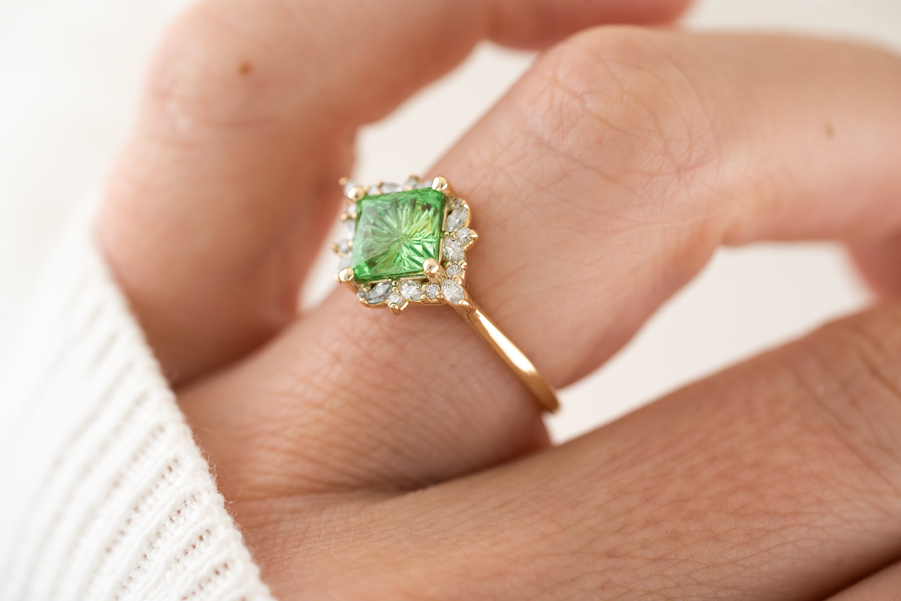 The Nova Ring | 1.8 CT Square Starbrite™ Tsavorite - Lavender Creek Gems
